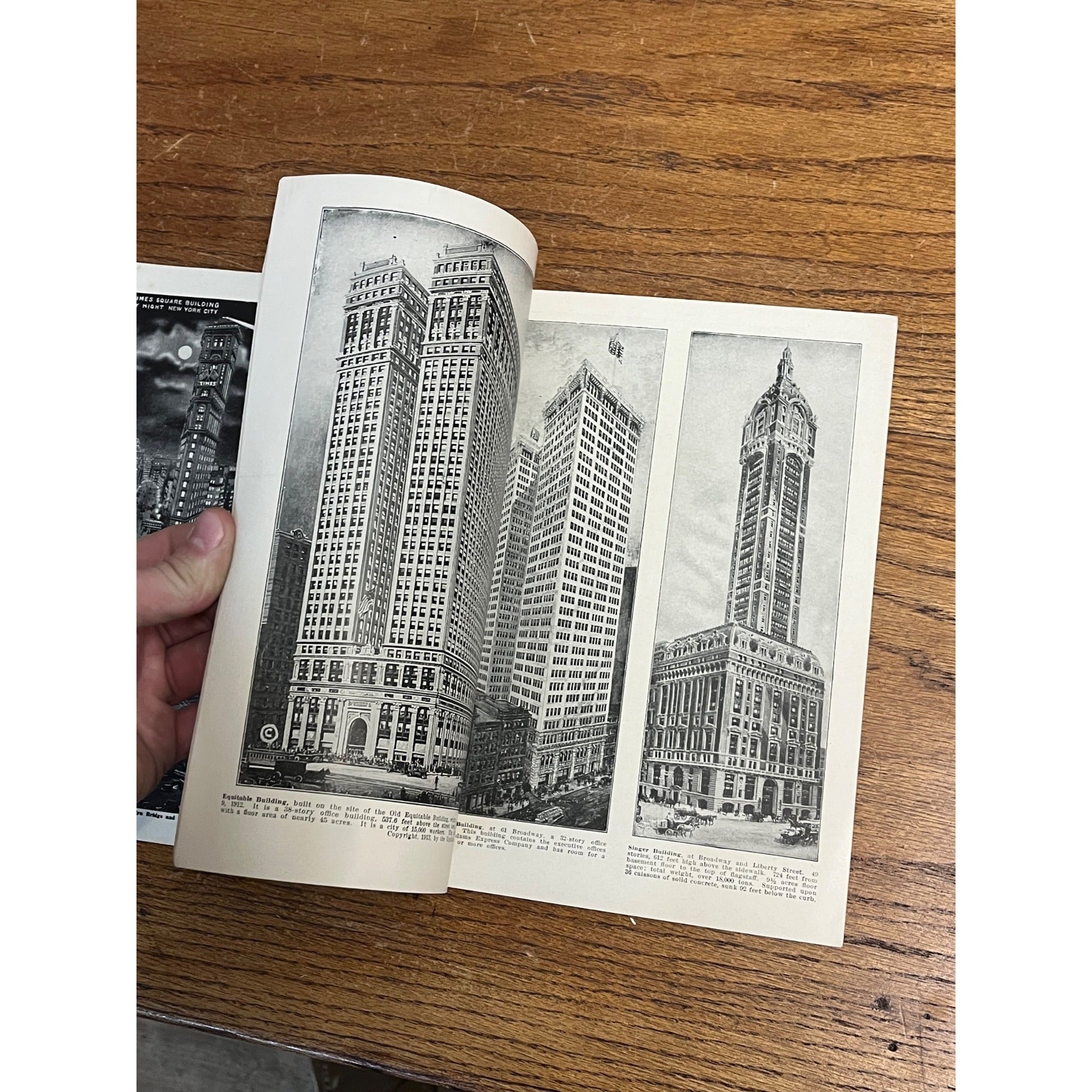 Vintage c1928 New York Illustrated Manhattan Post Card Co Soft Cover Photo Book
