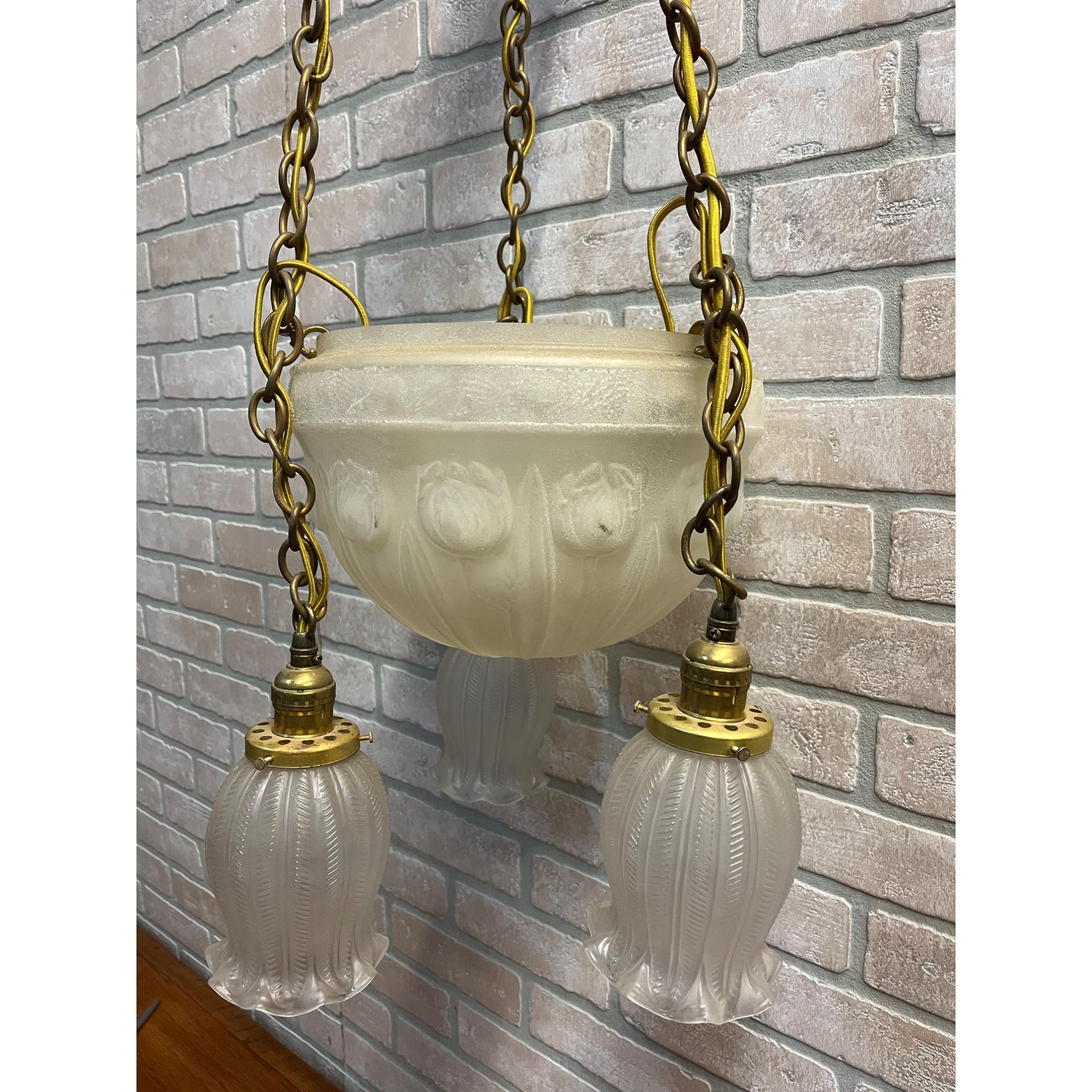 Vintage 1940s Frosted Tulip Glass Shade Hanging Ceiling Light Fixture Chandelier