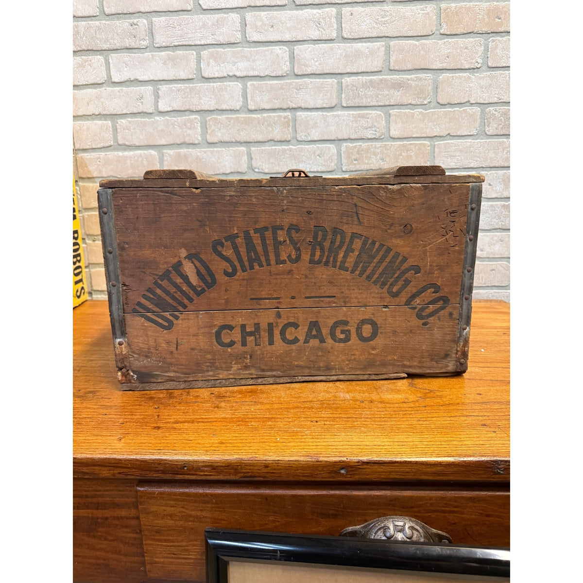 Vintage United States Brewing Co. Beer Chicago Wooden Bottle Crate Case Pre-Pro Lidded