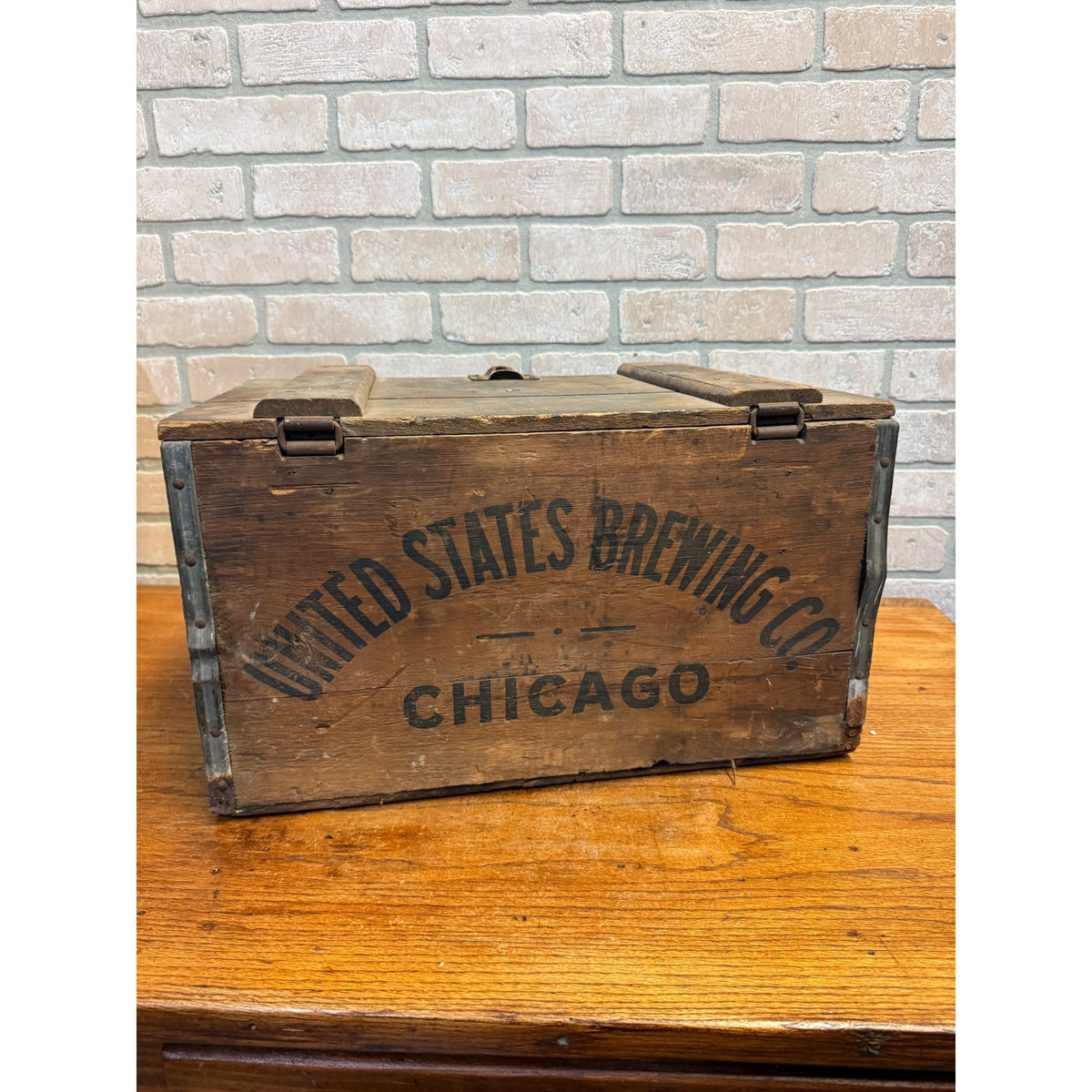 Vintage United States Brewing Co. Beer Chicago Wooden Bottle Crate Case Pre-Pro Lidded