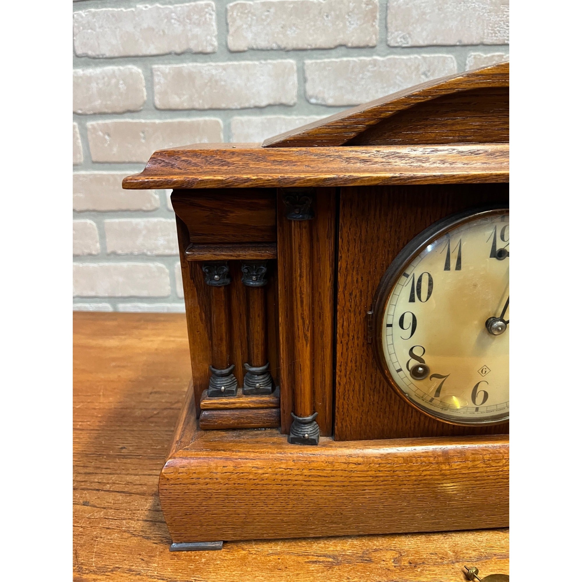 Vintage Gilbelt Mantel Clock Solid Oak w/ Chime - Mission Style