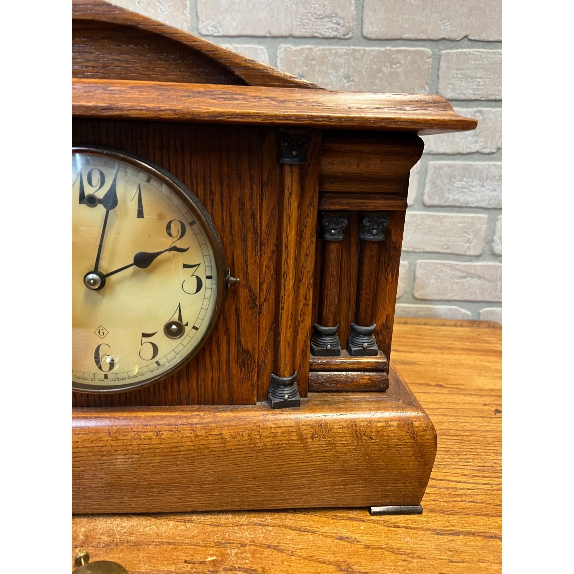 Vintage Gilbelt Mantel Clock Solid Oak w/ Chime - Mission Style