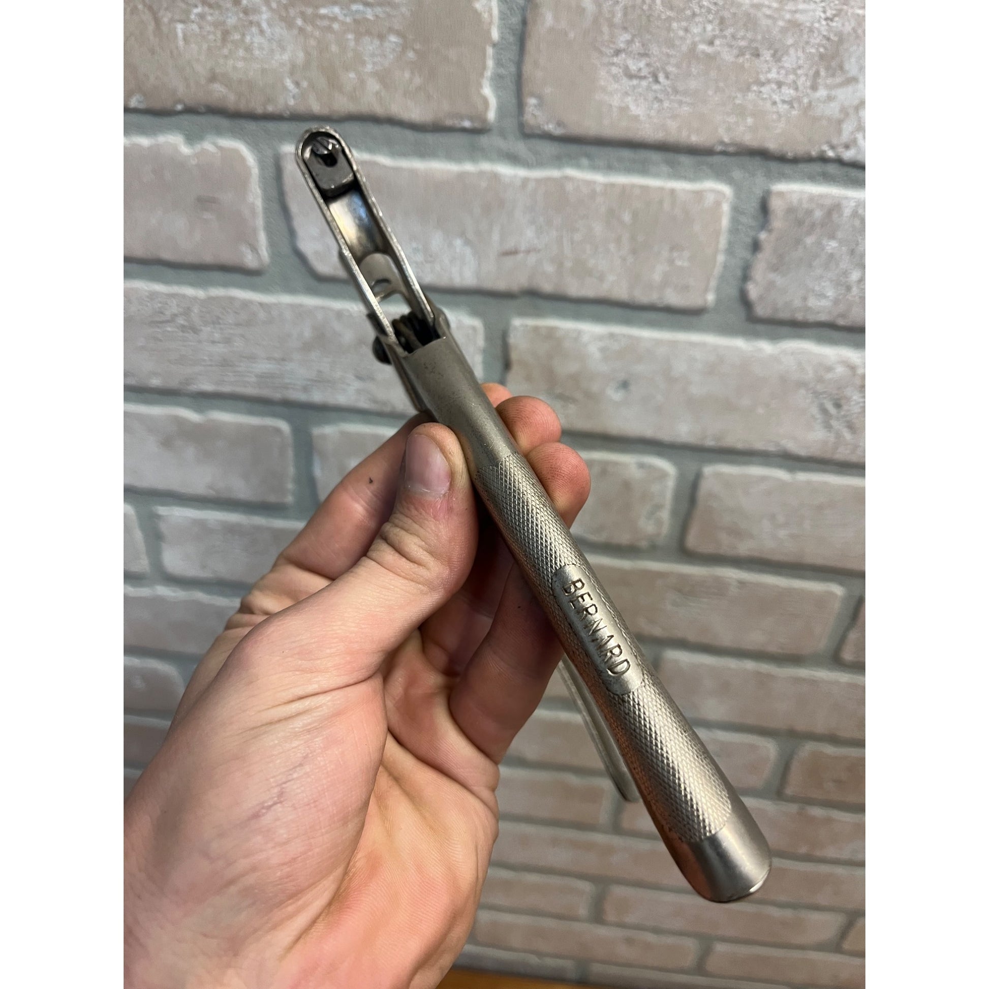 W. Schollhorn Co. Bernards Single Leather Hole Punch New Haven Conn - Works