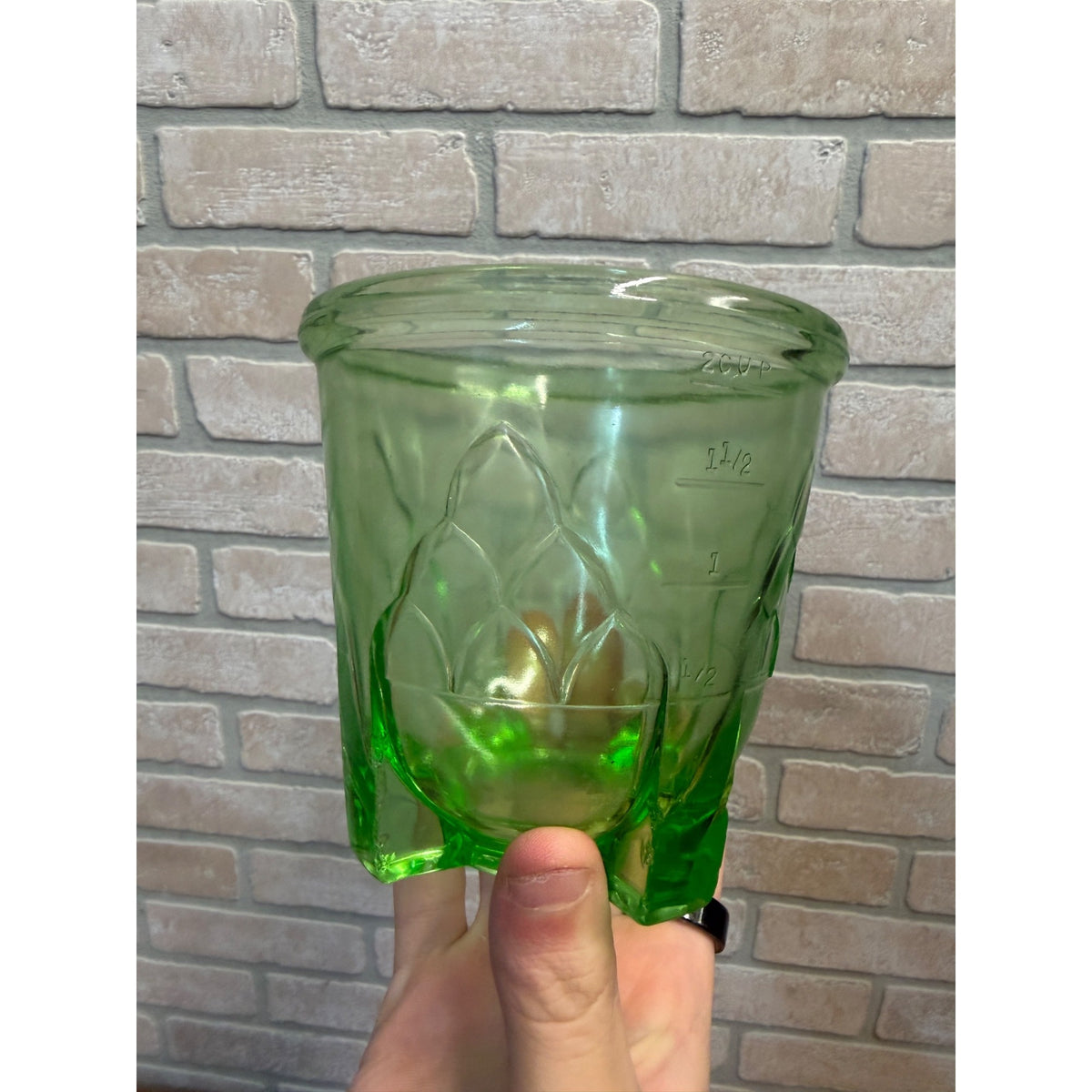Vintage Hazel Atlas Uranium Rare Green Glass Vaseline Artichoke Measuring Cup