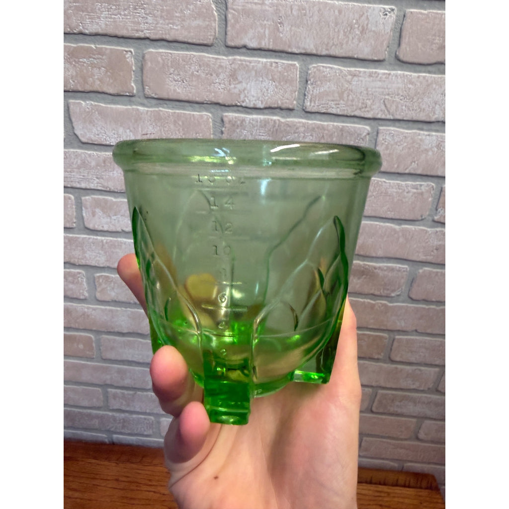 Vintage Hazel Atlas Uranium Rare Green Glass Vaseline Artichoke Measuring Cup