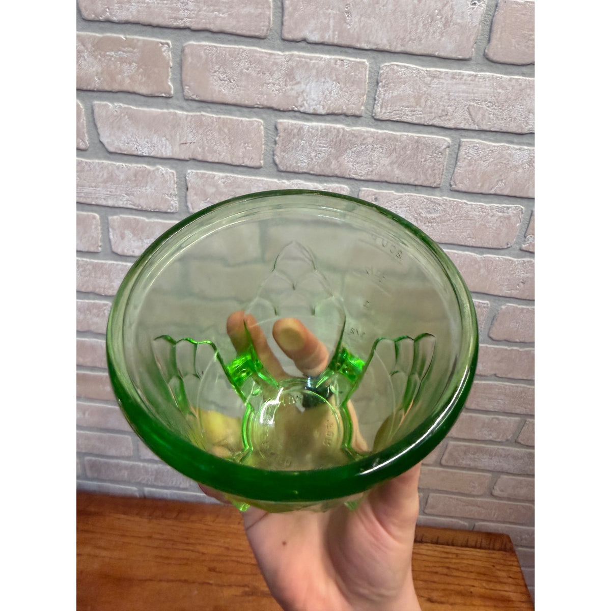 Vintage Hazel Atlas Uranium Rare Green Glass Vaseline Artichoke Measuring Cup