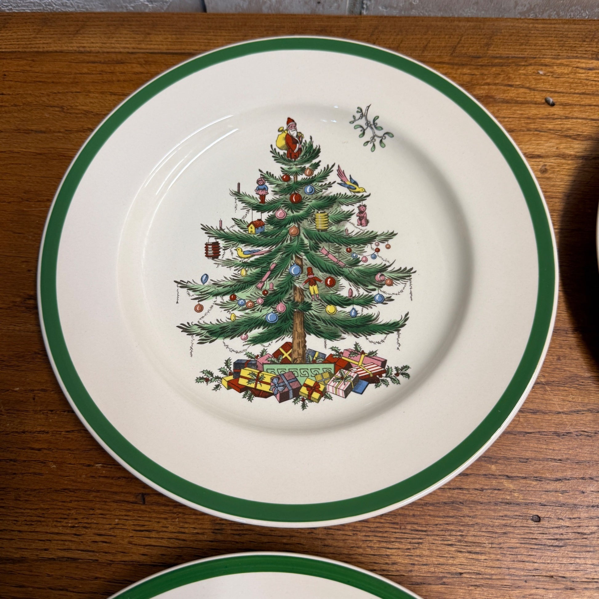 Vintage SPODE Christmas Tree S3324 England Set of (4) Dinner Plates 10.5"