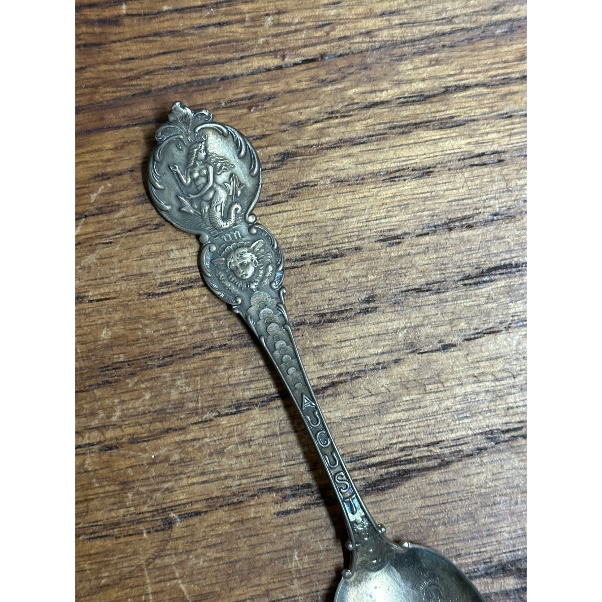 Vintage Sterling Silver August Zodiac Sign Souvenir Spoon New York - 14 grams