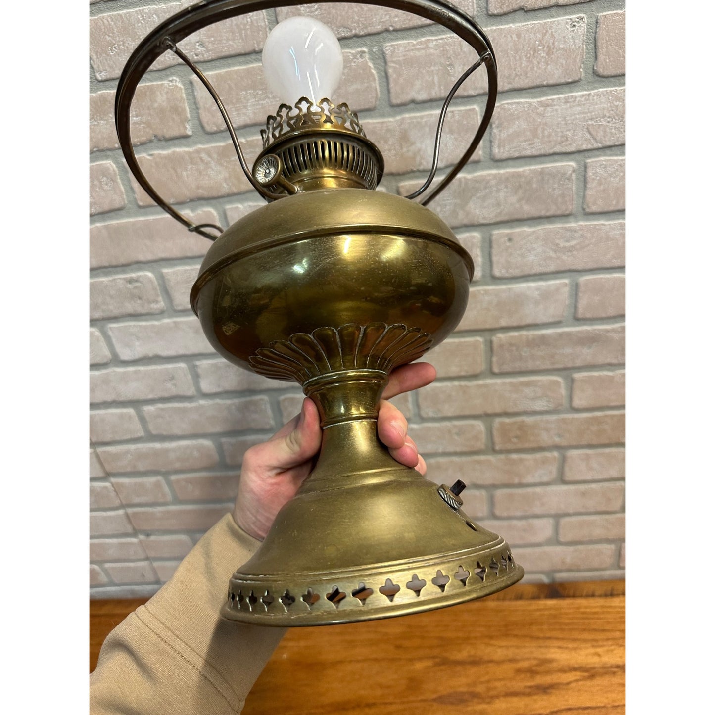 Vintage Hurricane Rayo Kerosene Brass Oil Lamp Electrified