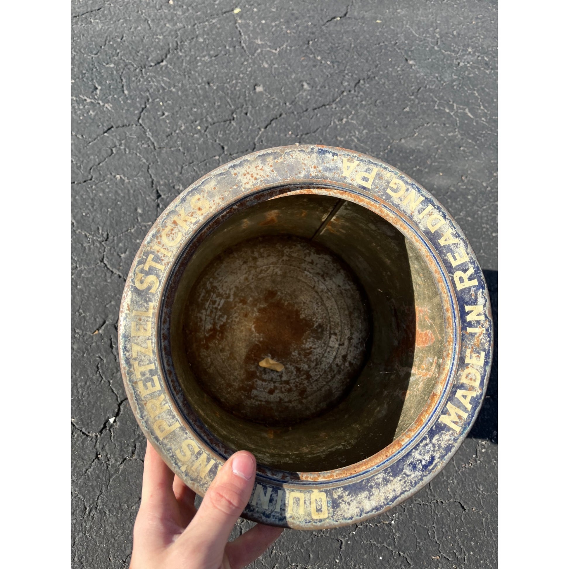 Vintage Quinlan's Buttered Sticks Pretzels Tin General Store Advertising Lid