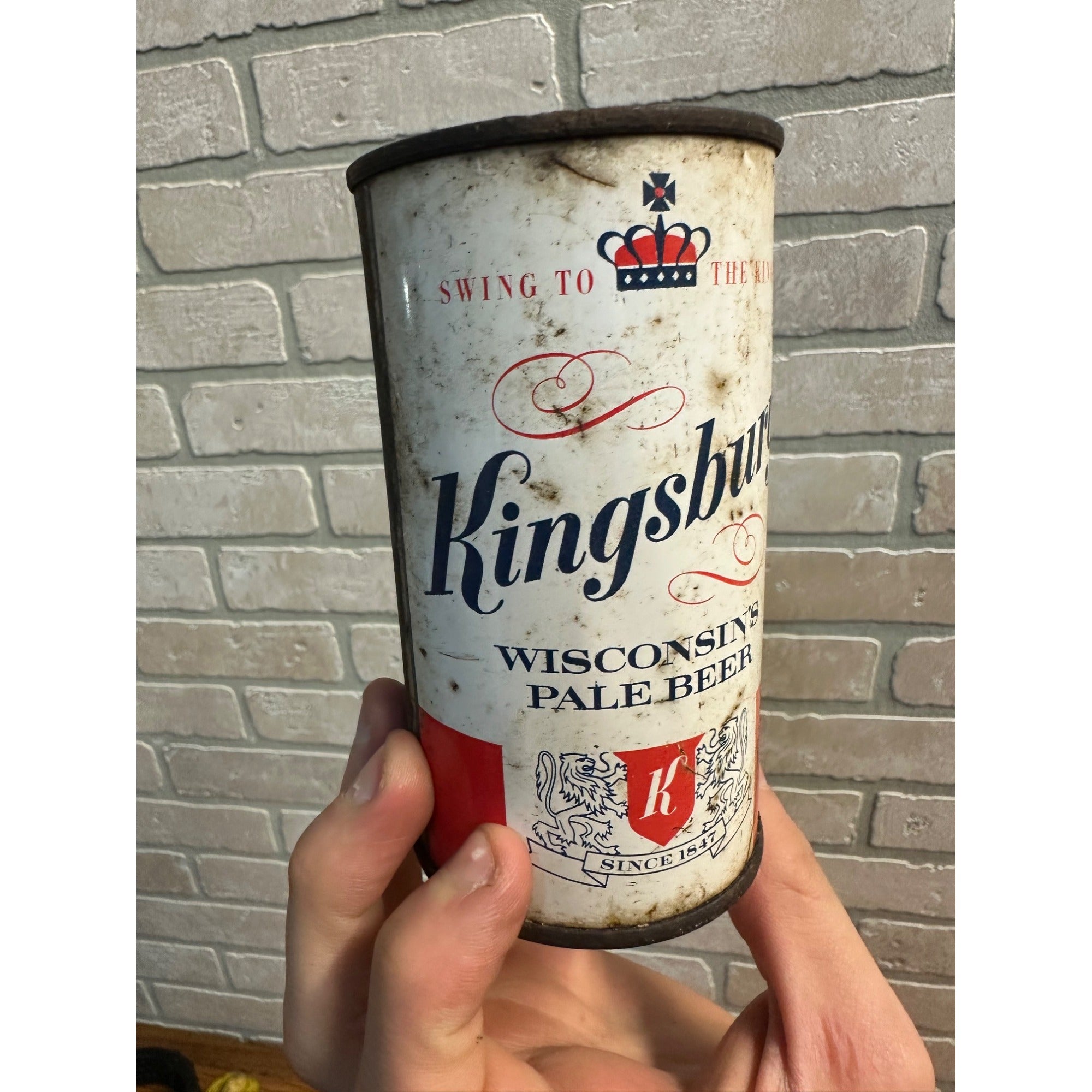 KINGSBURY WISCONSINS PALE BEER FLAT PUNCH TOP CAN 12 OZ