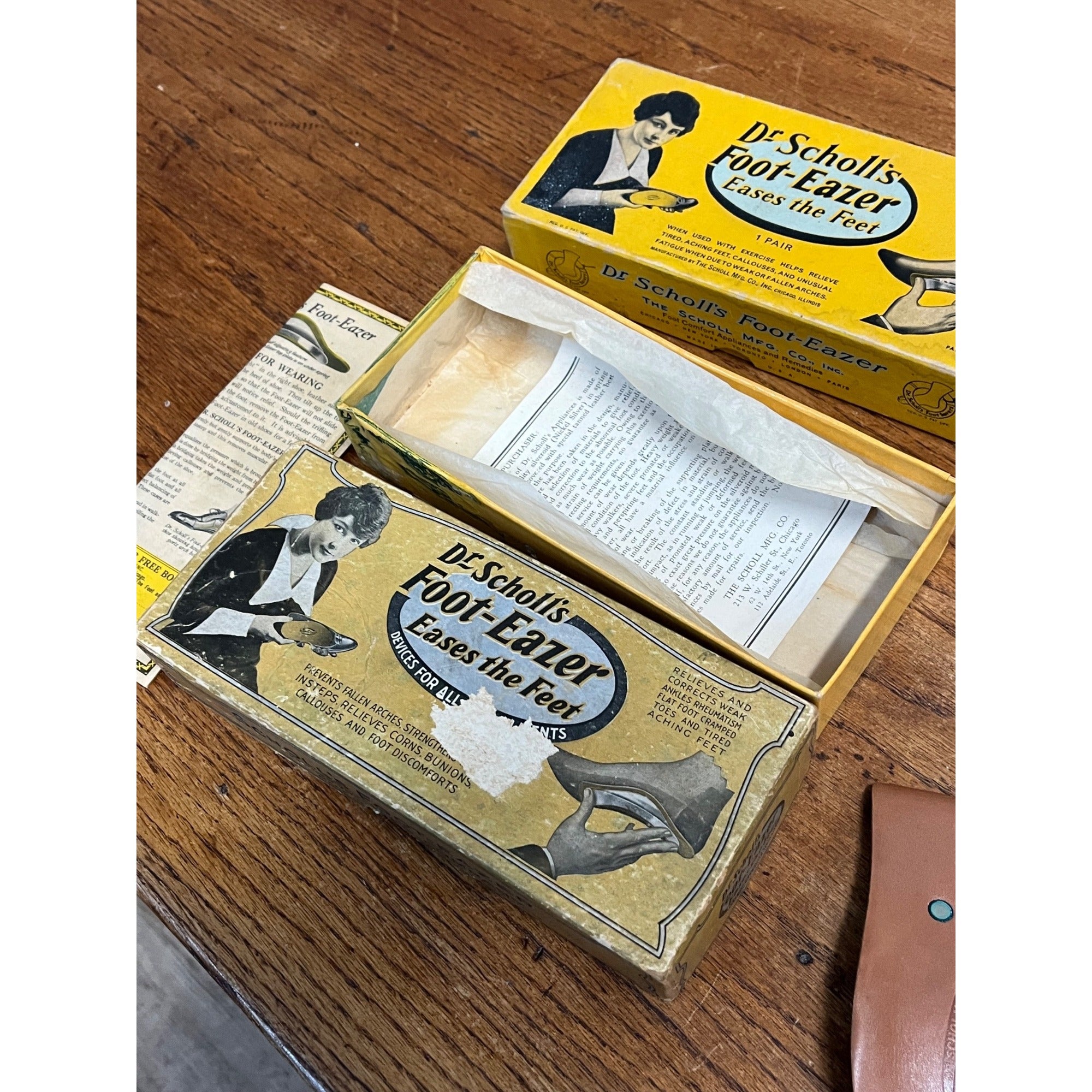 Vintage 1920s Dr Scholl's Foot Eazer Advertising Boxes w/ Contents, One EMpty