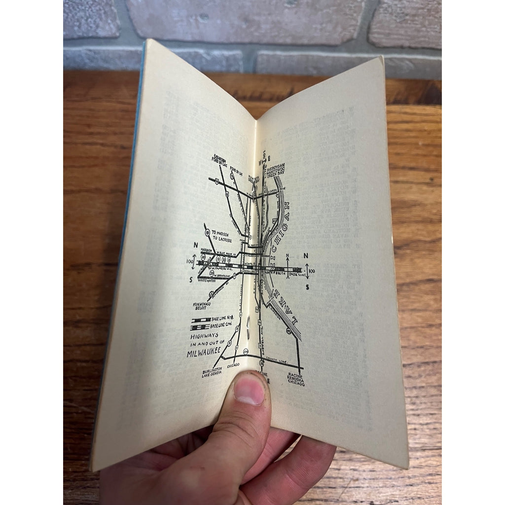 Vintage c1949 Milwaukee Directory Street Guide Booklet Travel Foster + Suburbs