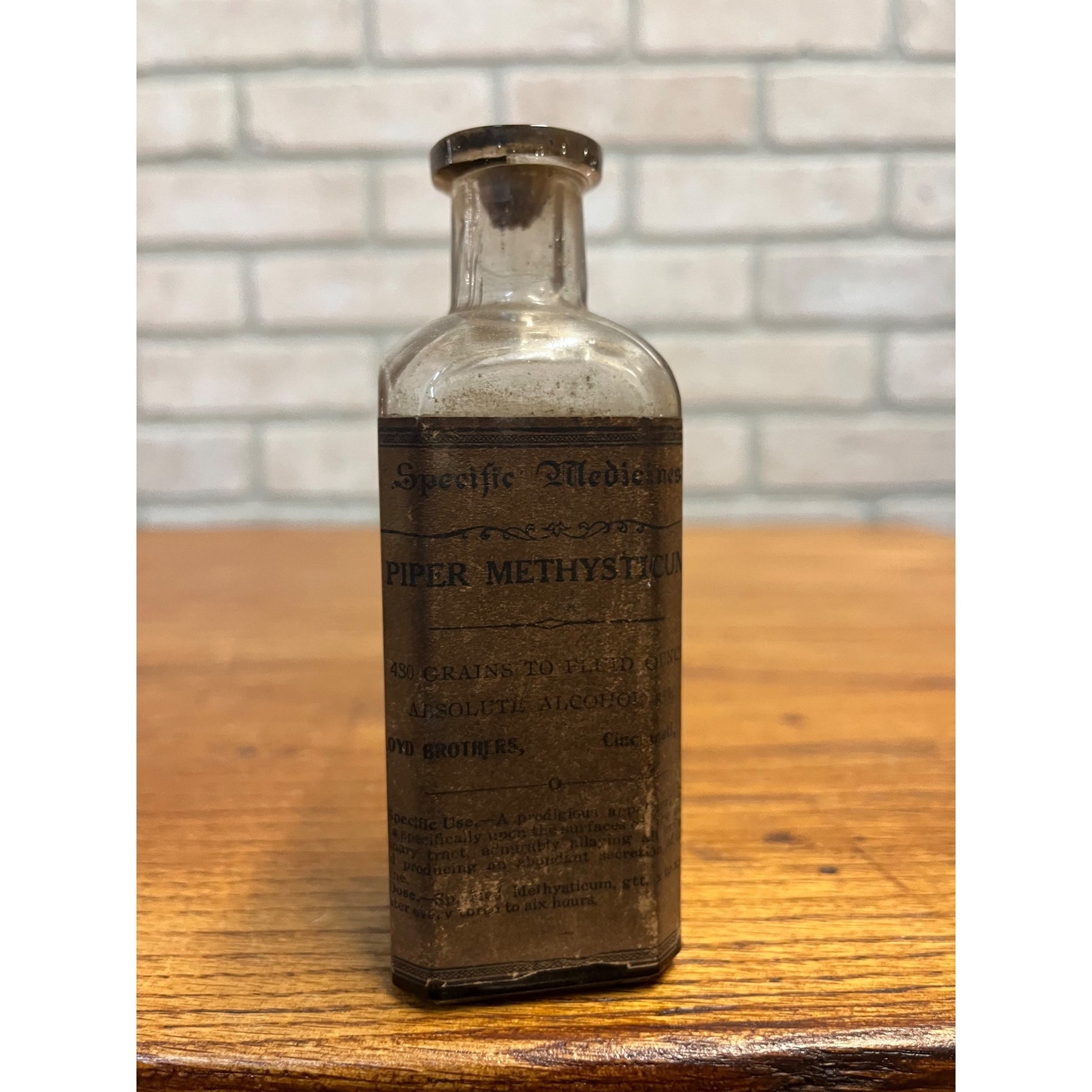 Vintage Lloyd Brothers Cincinnati, Ohio Specific Medicines Piper Methysticum Empty Glass Bottle
