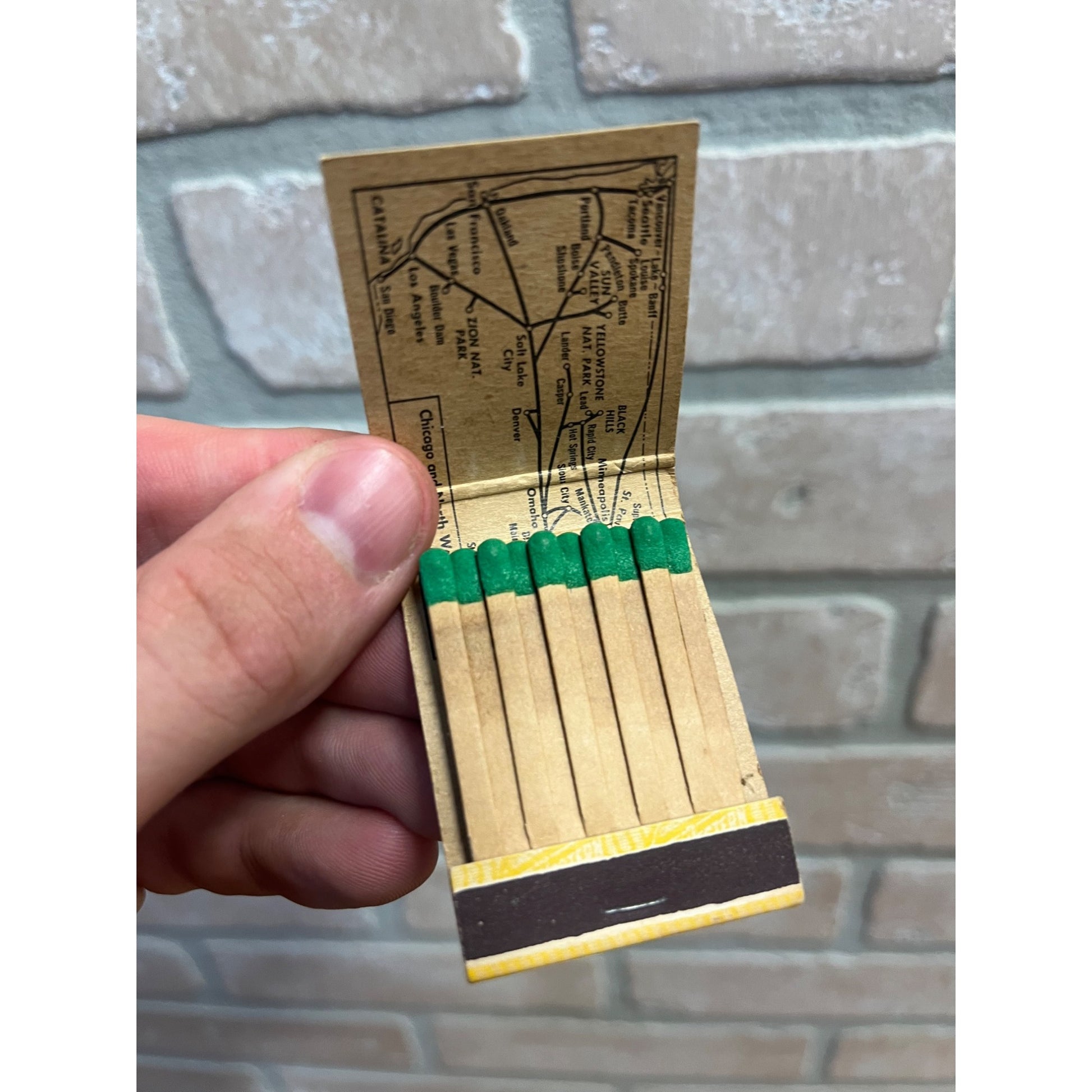 Vintage Chicago Northwestern Railway System Railroad Matchbook Matches Unstruck