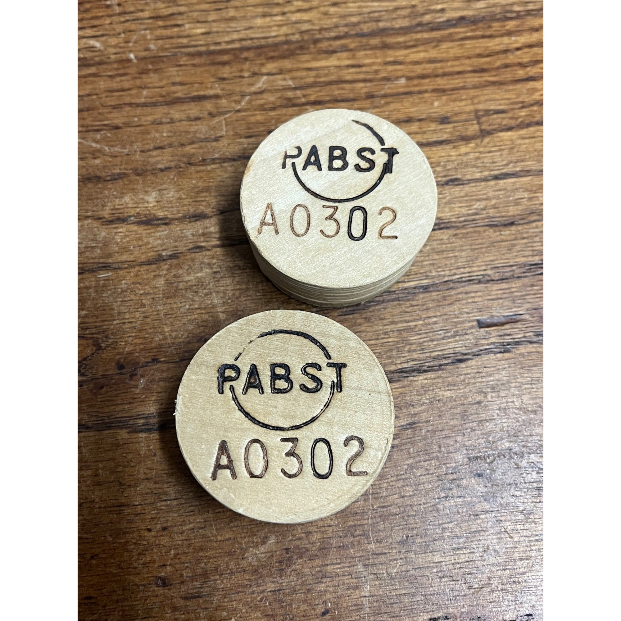 Vintage Pre-Prohibition Pabst Blue Ribbon Beer Barrel Keg Stopper Bung Lot (2)