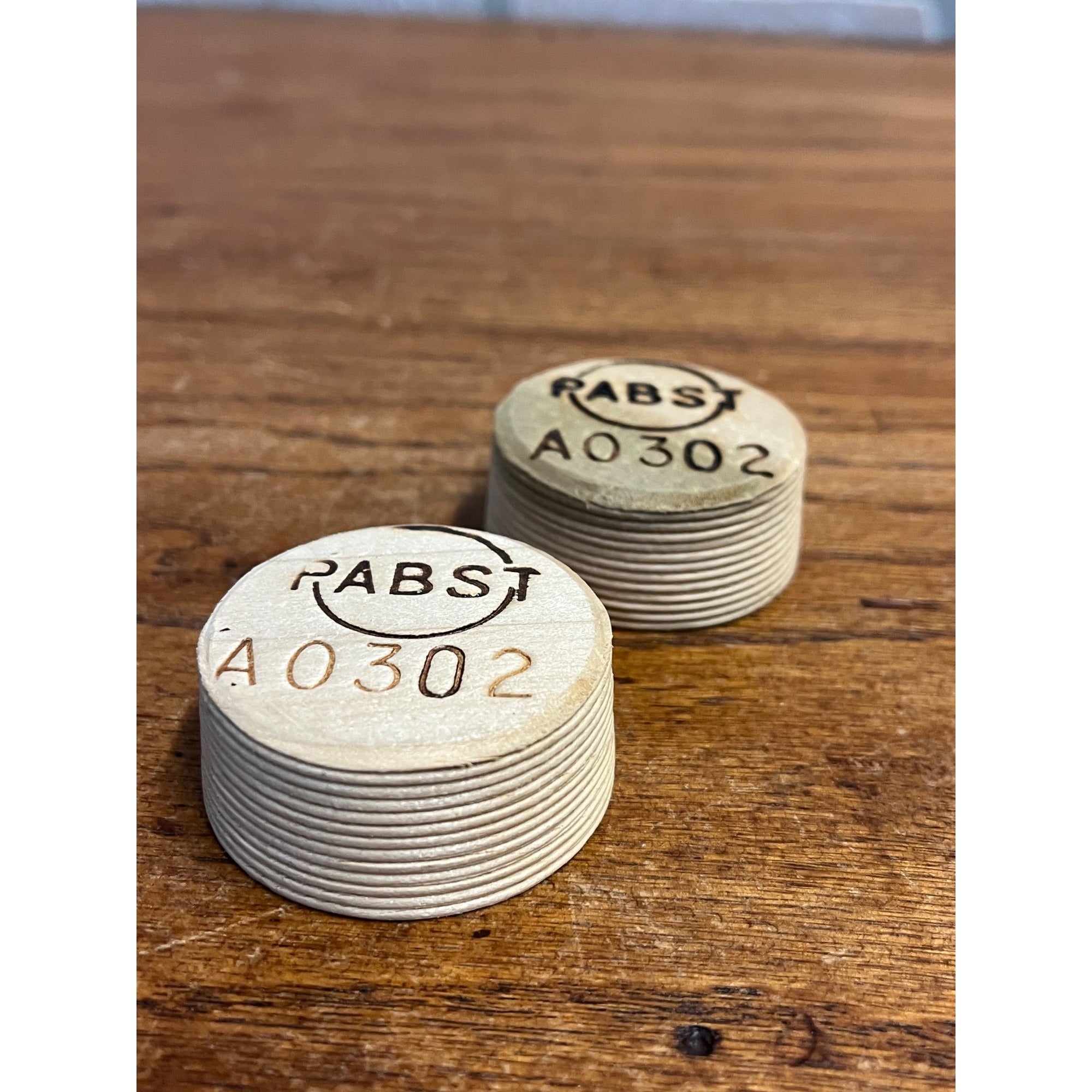 Vintage Pre-Prohibition Pabst Blue Ribbon Beer Barrel Keg Stopper Bung Lot (2)