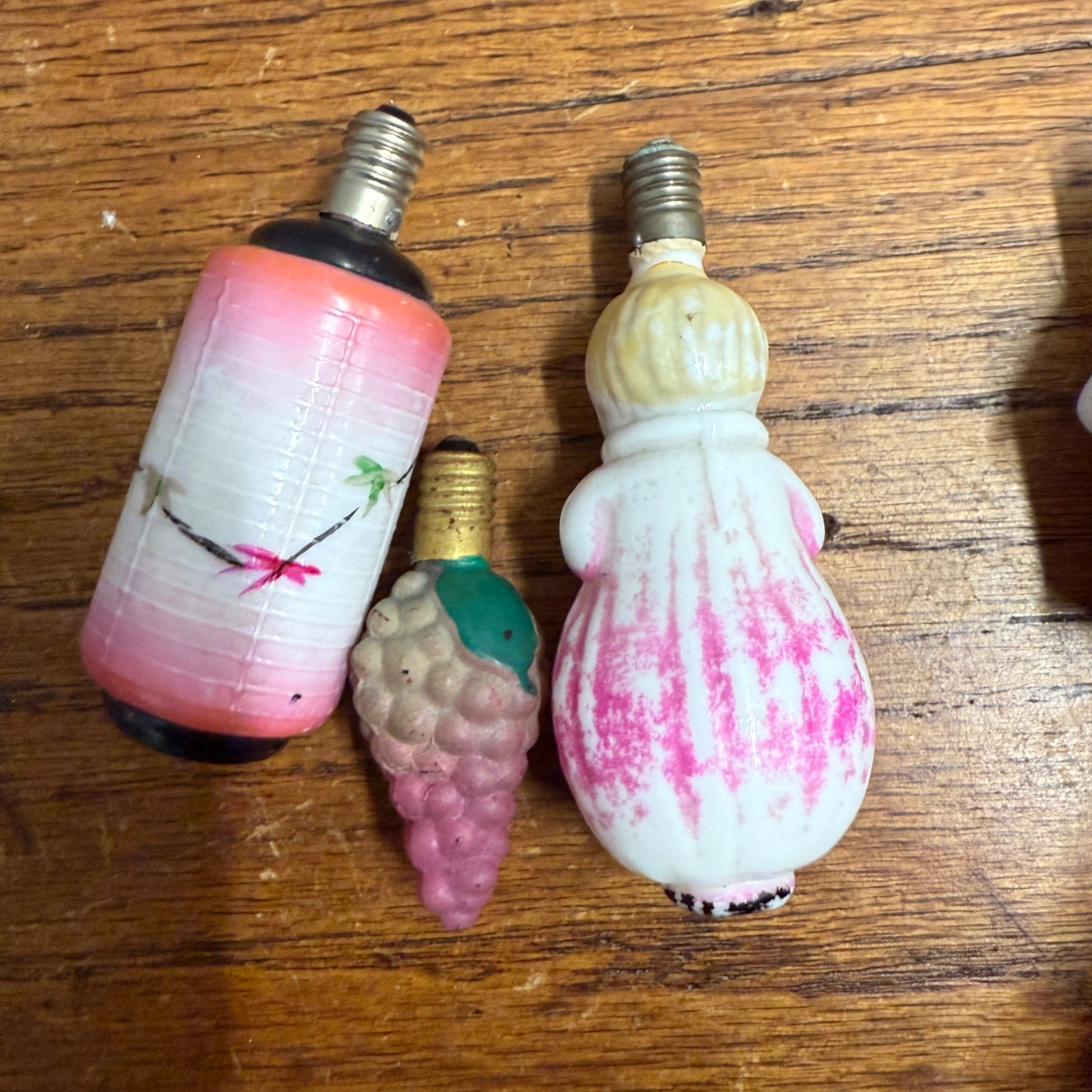 Vintage Christmas C6 Figural Glass Light Bulbs Santa, Chinese Lantern - Works!