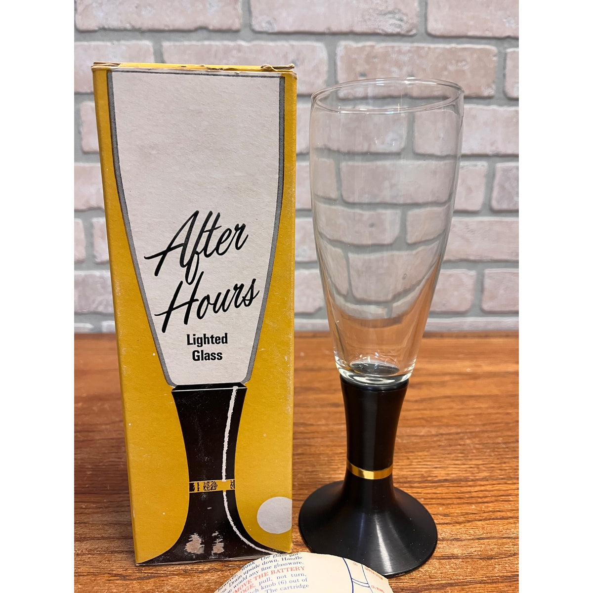 Vintage David Douglas & Co. After Hours Lighted Beer Glass Manitowoc, WI Barware