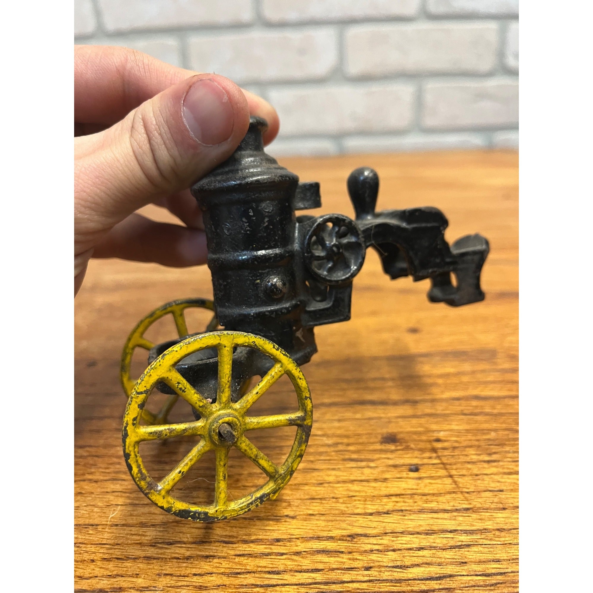 Vintage Cast Iron Fire Pumper Engine Horse-Drawn Wagon Part Kenton? Hubley?