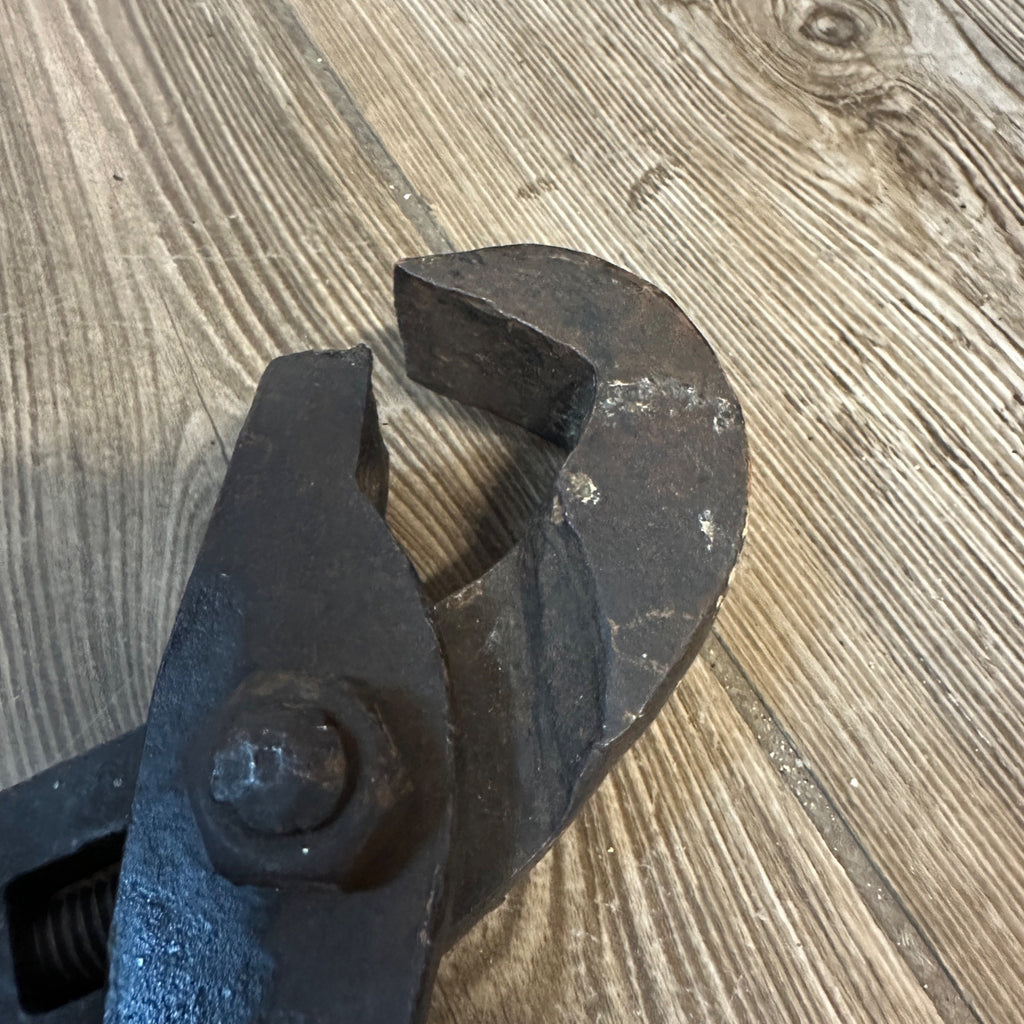 Antique #2 Large Cast Wrench Long Railroad Steam Engine Tongs? Blacksmith