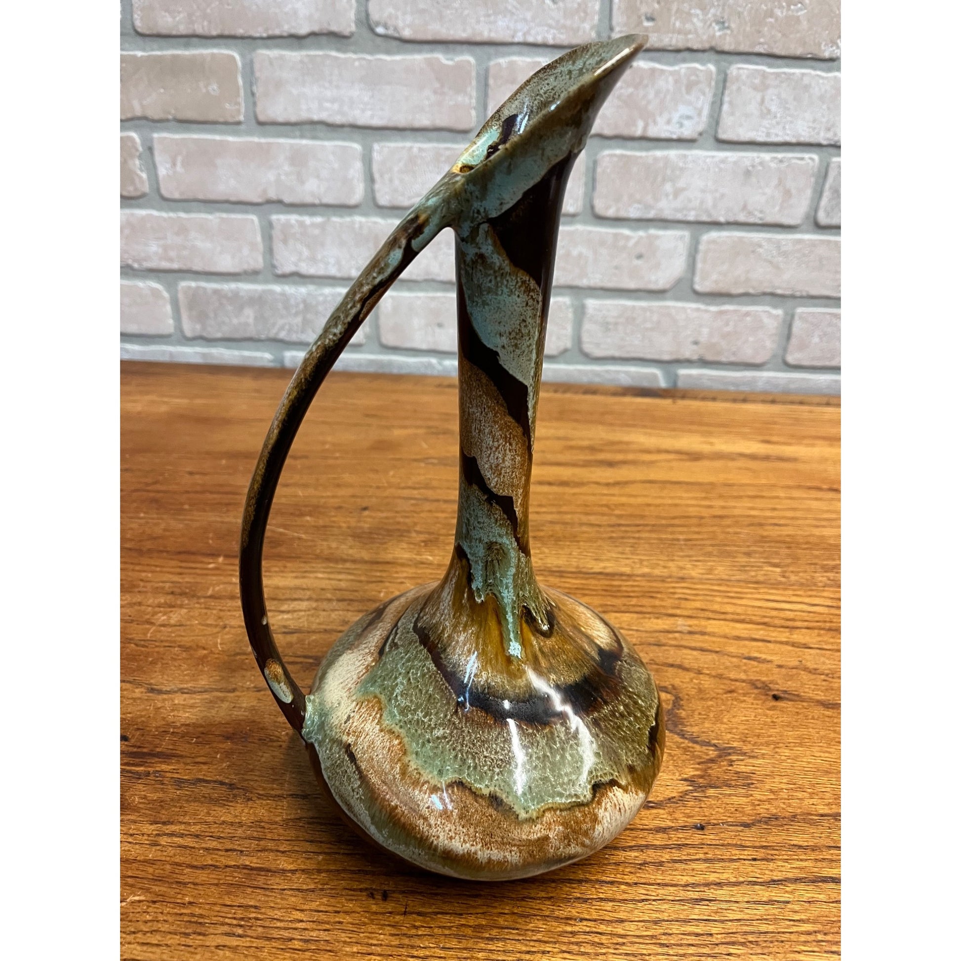Vintage MCM Dryden Hot Springs Arkansas Art Pottery Pitcher Flower Vase 11.5"