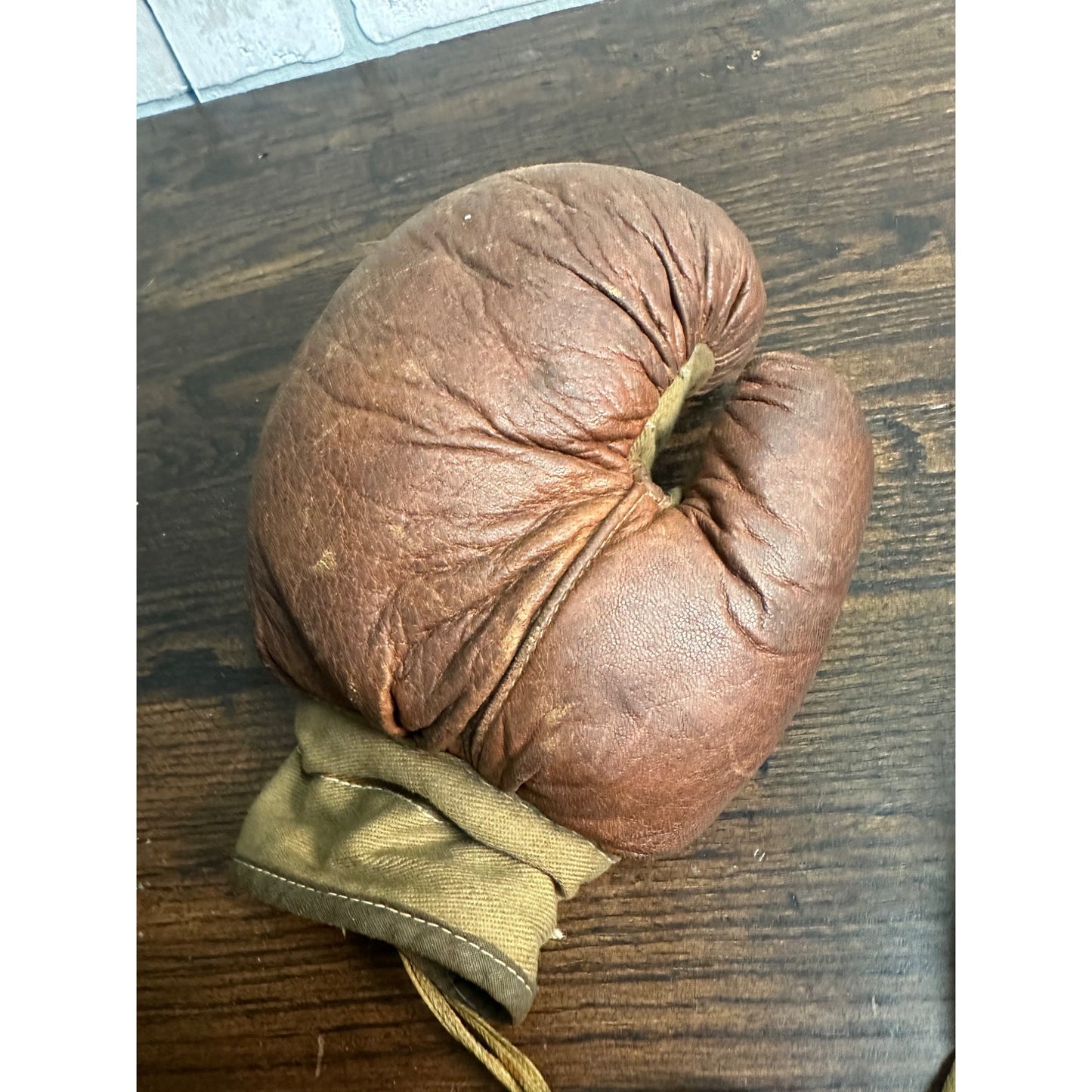 Antique 1920s-1930s Early Leather Boxing Gloves Old Vintage