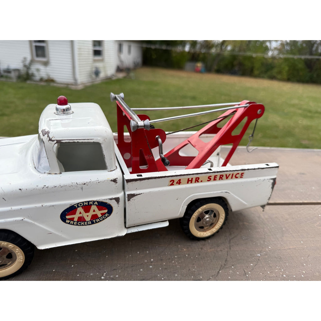 Vintage Tonka AA Wrecker Tow Truck Pressed Steel Toy