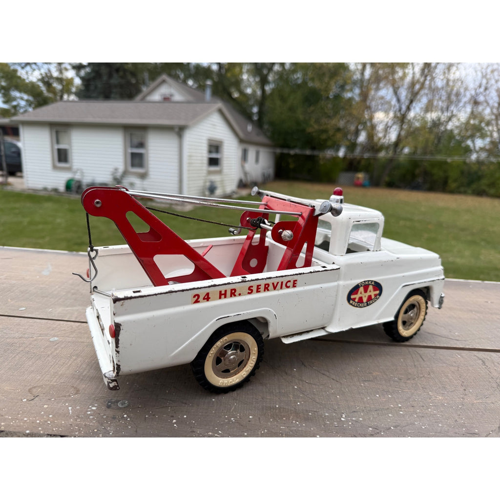 Vintage Tonka AA Wrecker Tow Truck Pressed Steel Toy