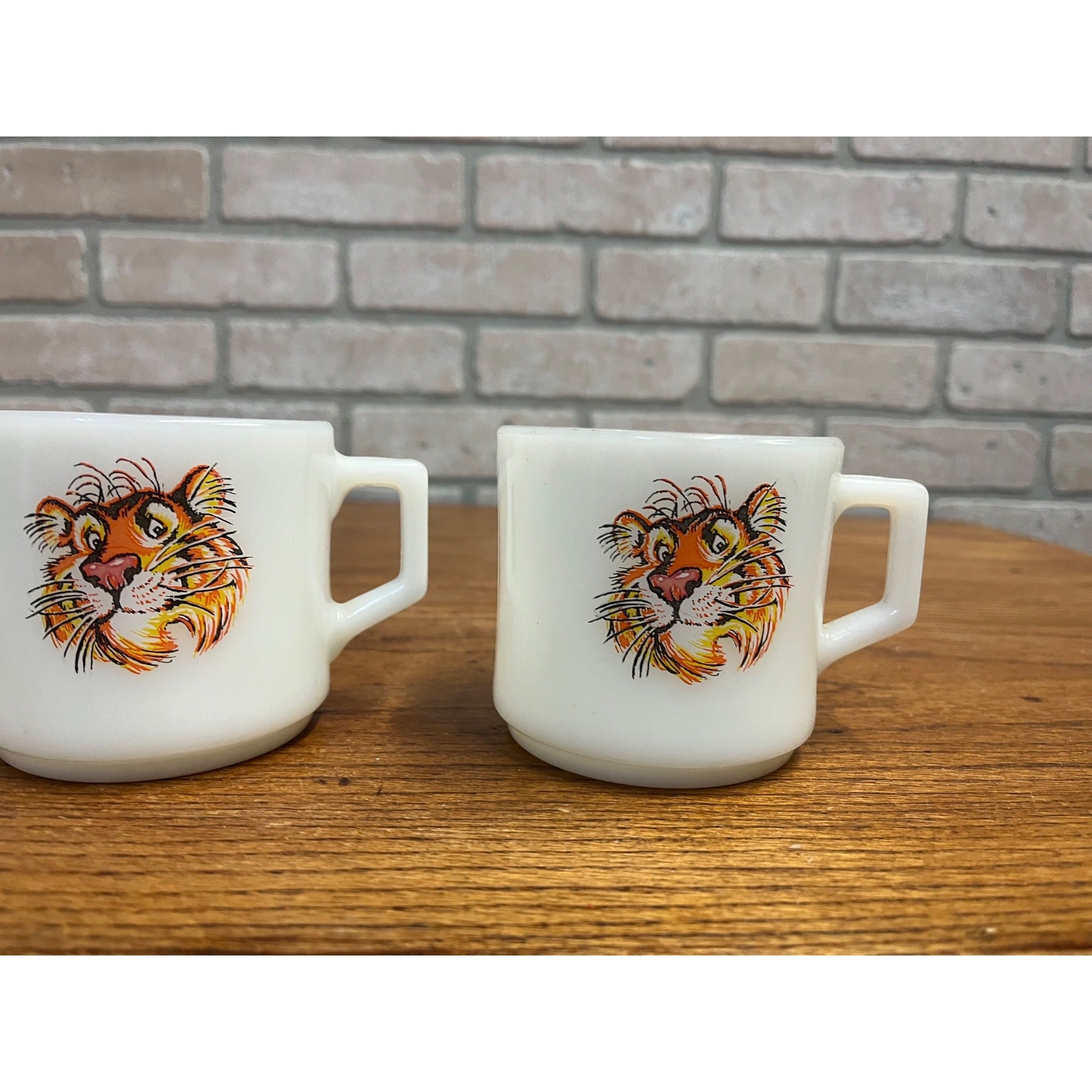 Vintage Fire King Esso Exxon Tiger Milk Glass Coffee Mug Lot (3) Gas Oil Adv.
