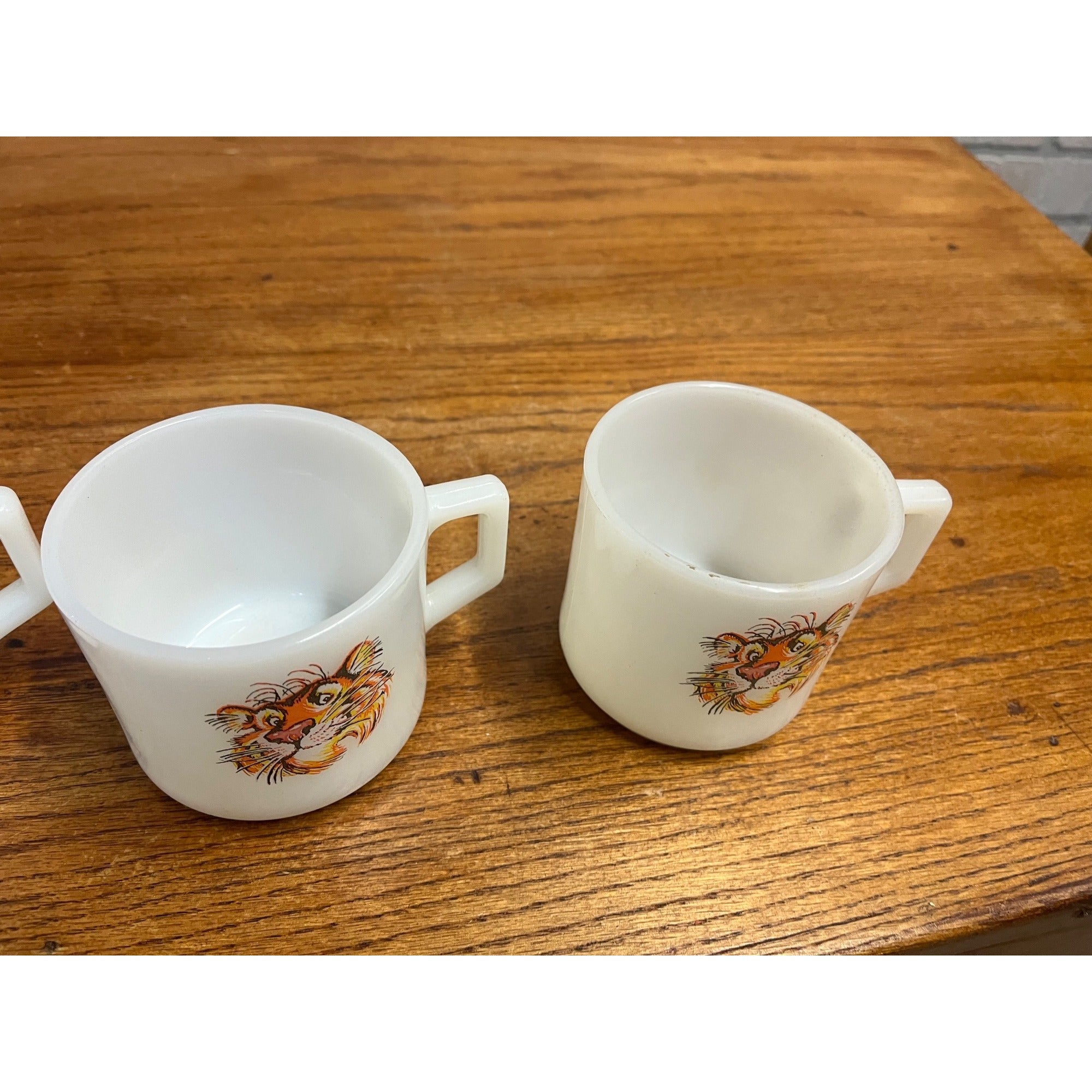 Vintage Fire King Esso Exxon Tiger Milk Glass Coffee Mug Lot (3) Gas Oil Adv.