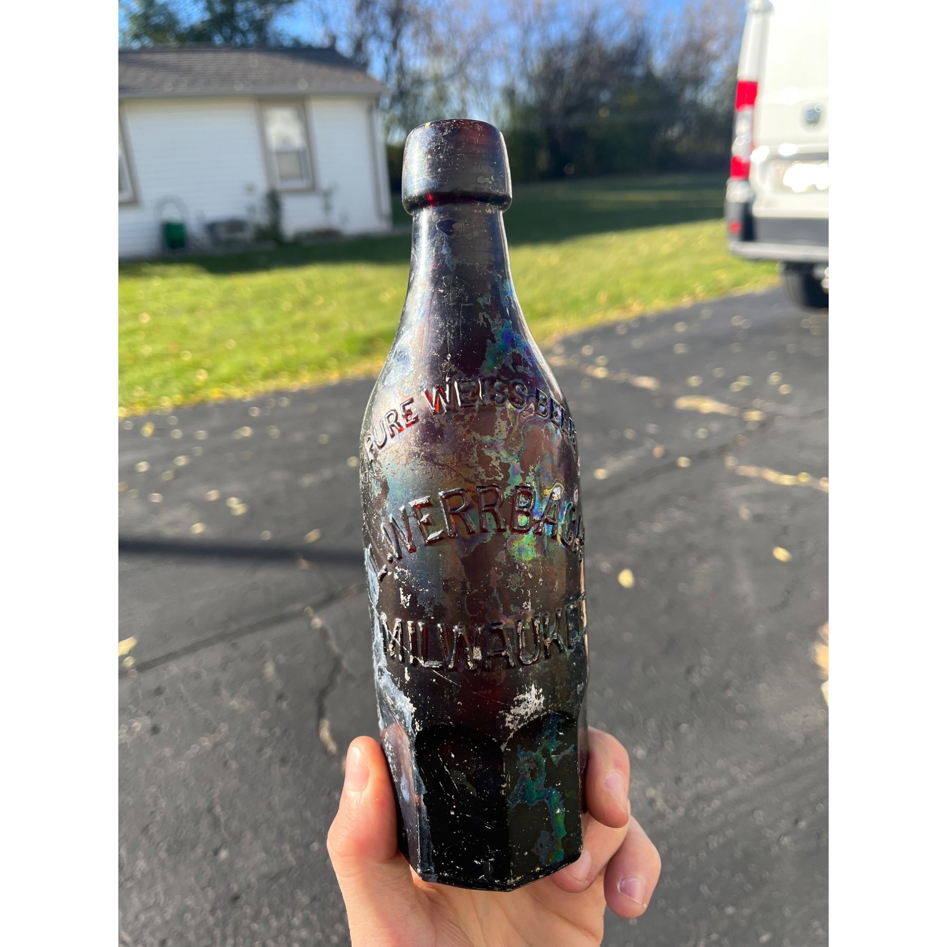 L. Werrbach c1880s Milwaukee Wis Amber PURE WEISS BEER Bottle Blob Octagon Base