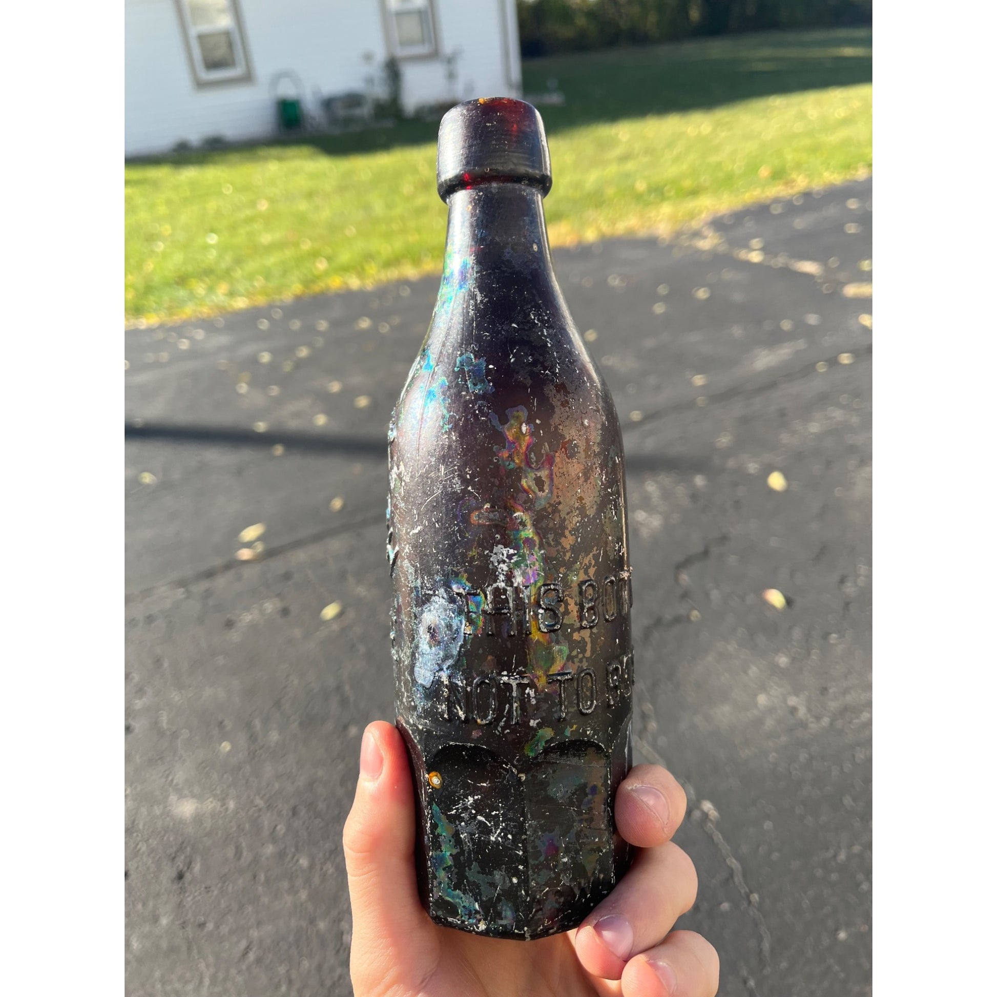 L. Werrbach c1880s Milwaukee Wis Amber PURE WEISS BEER Bottle Blob Octagon Base