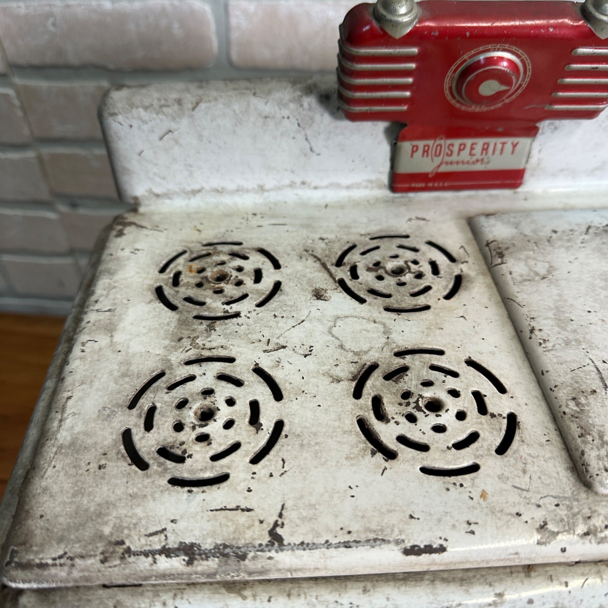 Vintage Tin Litho Prosperity Junior Stove Oven Childs Play Kitchen