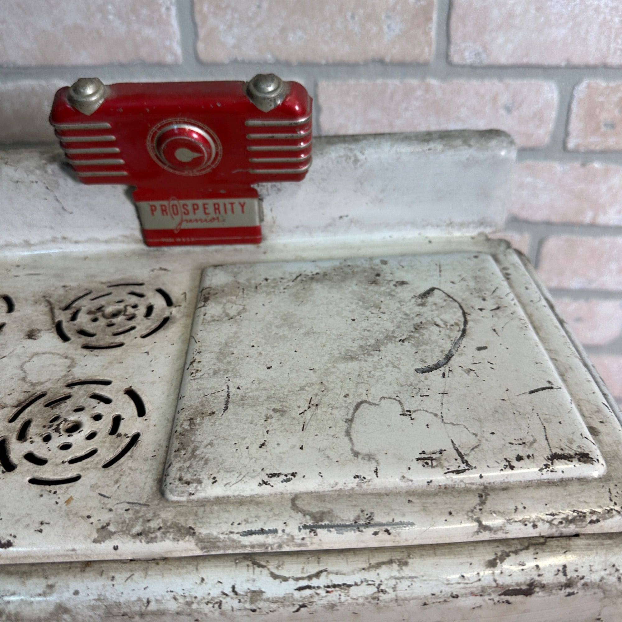 Vintage Tin Litho Prosperity Junior Stove Oven Childs Play Kitchen