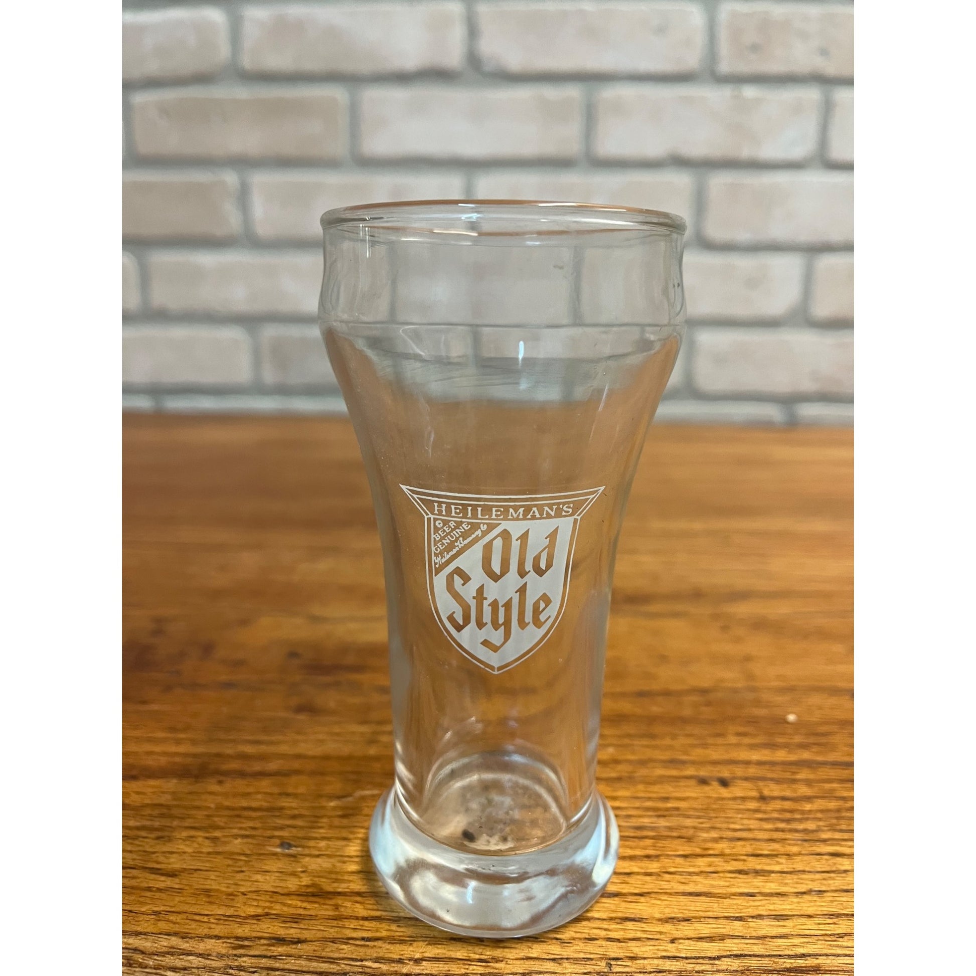 Vintage Heileman's Old Style Lager Beer Wisconsin Pilsner Sham Glass Bar Pub