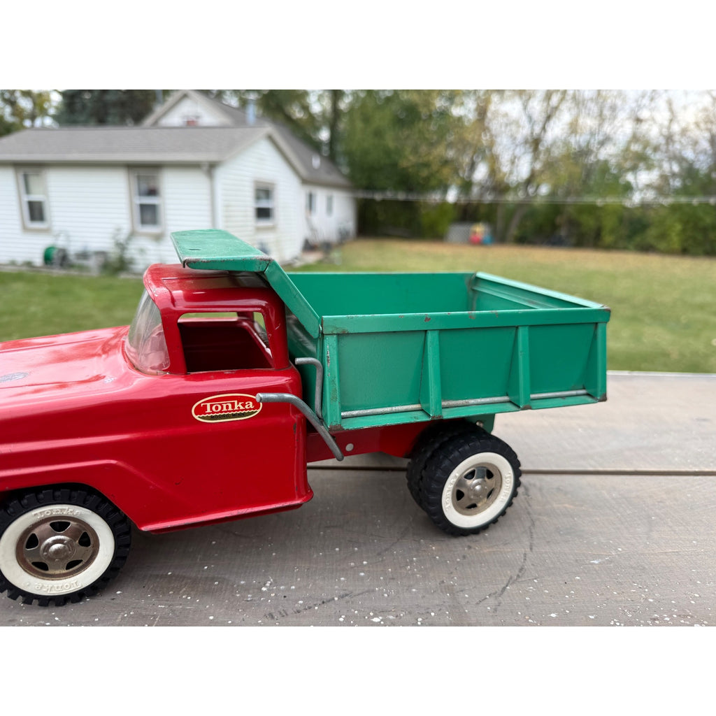 Vintage Tonka Dump Truck Green & Red Pressed Steel Toy