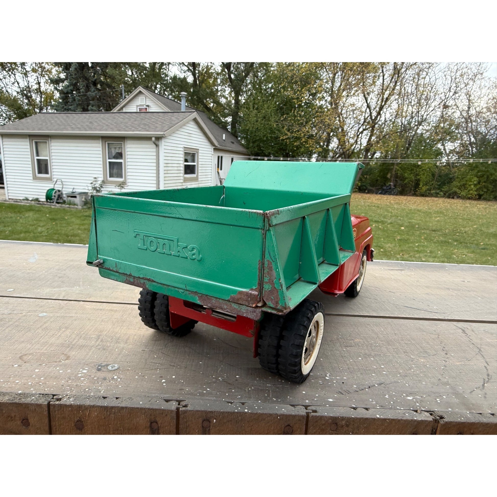 Vintage Tonka Dump Truck Green & Red Pressed Steel Toy