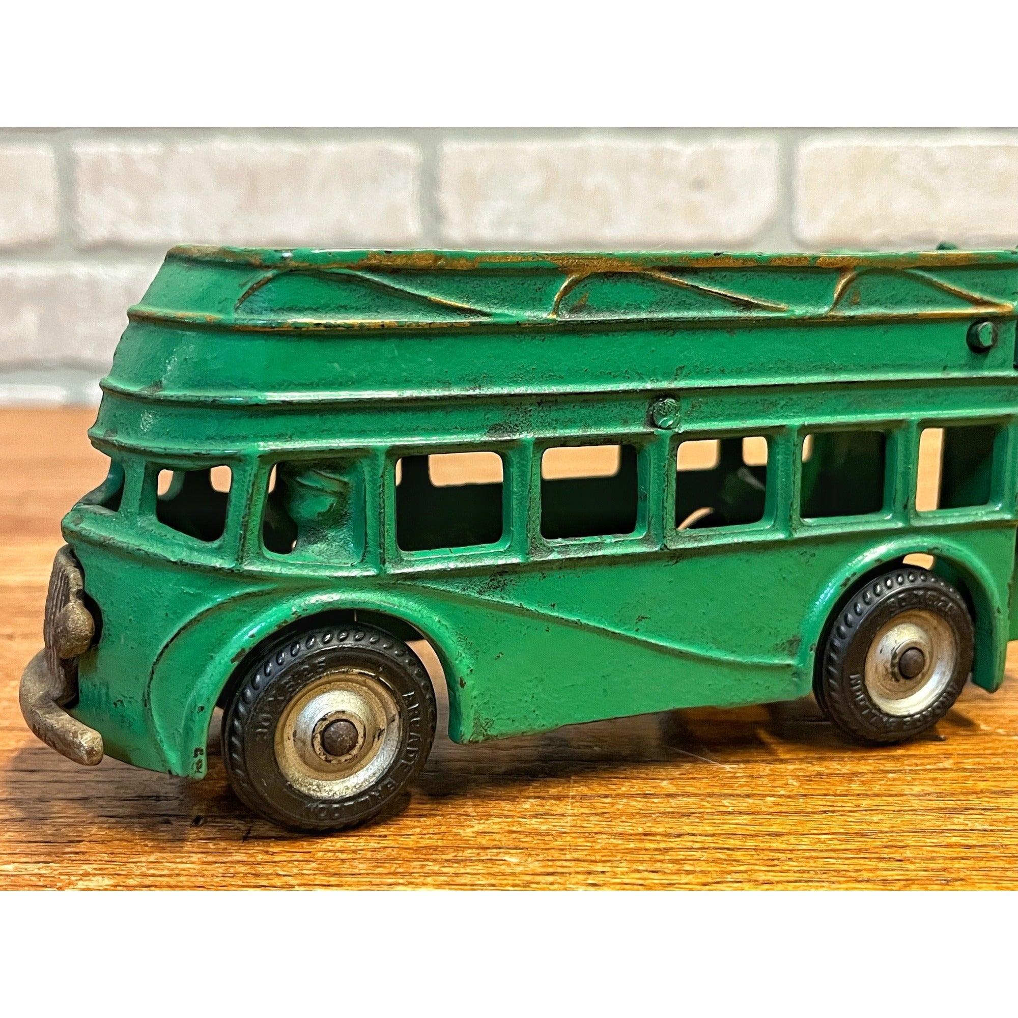 Vintage 1930s Arcade Cast Iron Double Decker Bus Toy #318 Green 8" - SUPERB