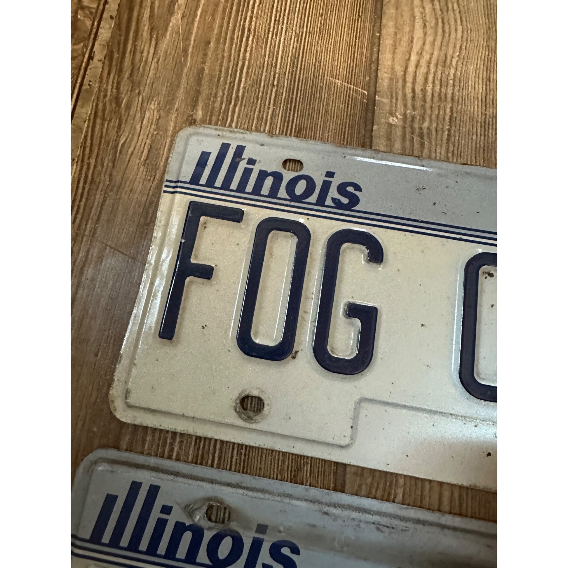 Vintage Illinois Vanity License Plate Set FOG CITY