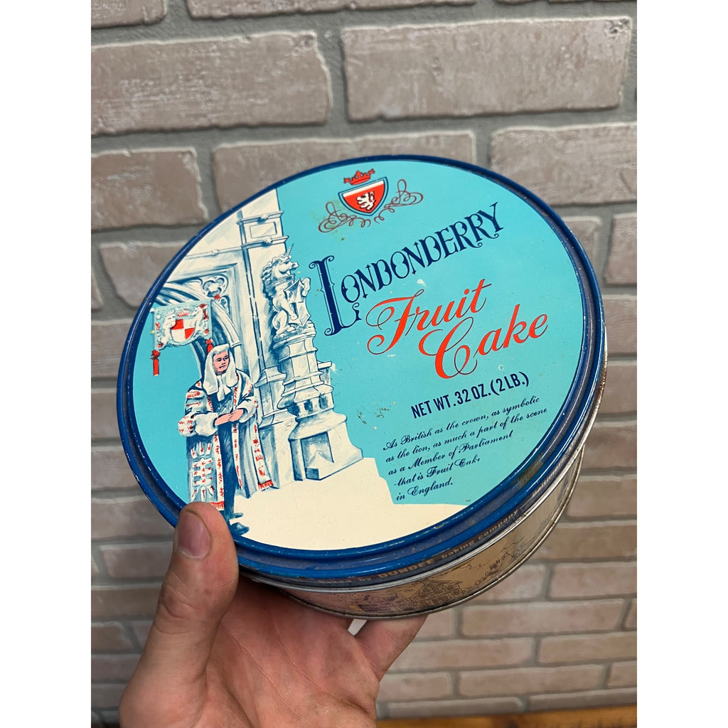 Vintage Dundee Baking Company Londonberry Fruit Cake Tin Christmas 7"