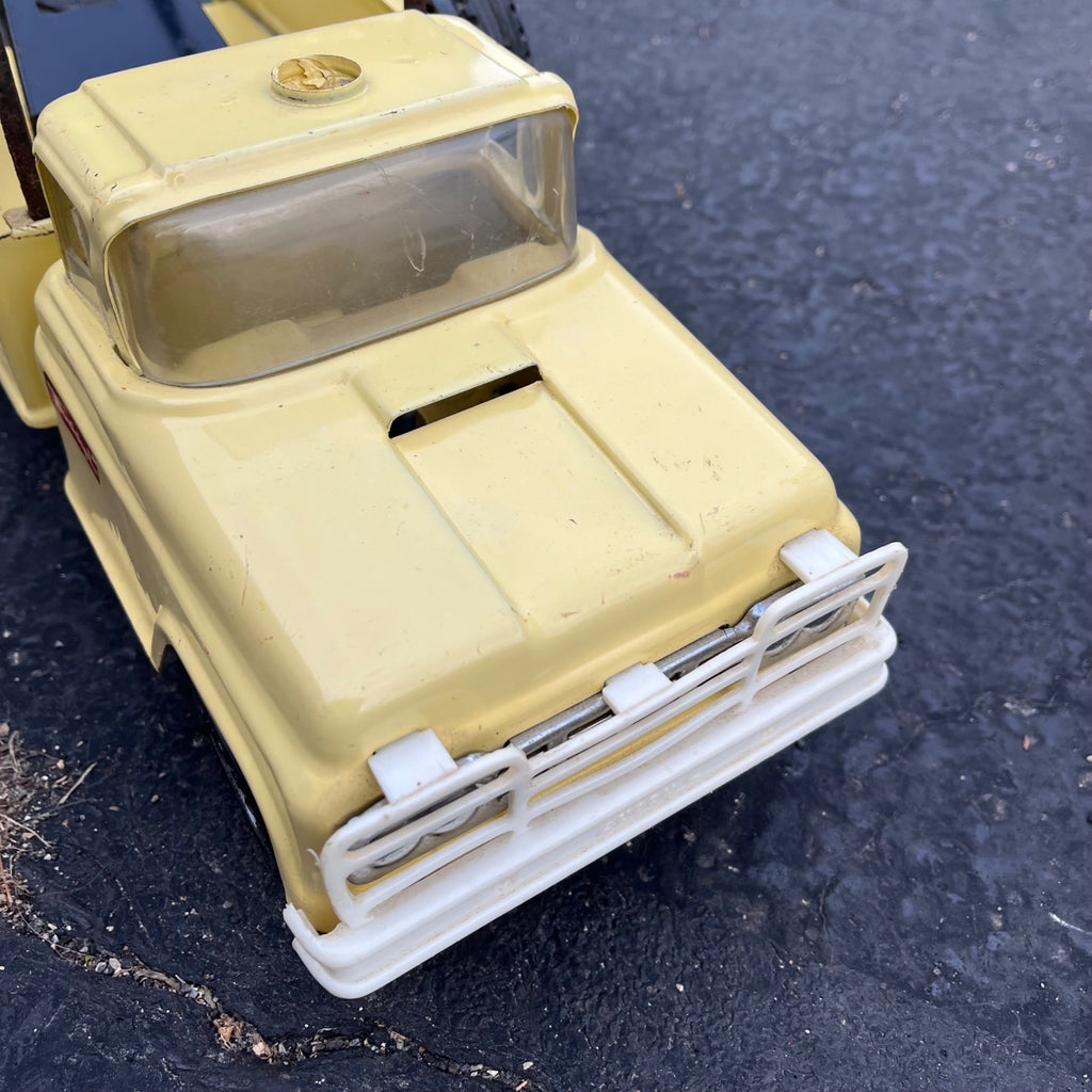 Vintage Buddy L Tow Wrecker Truck Yellow Pressed Steel Toy
