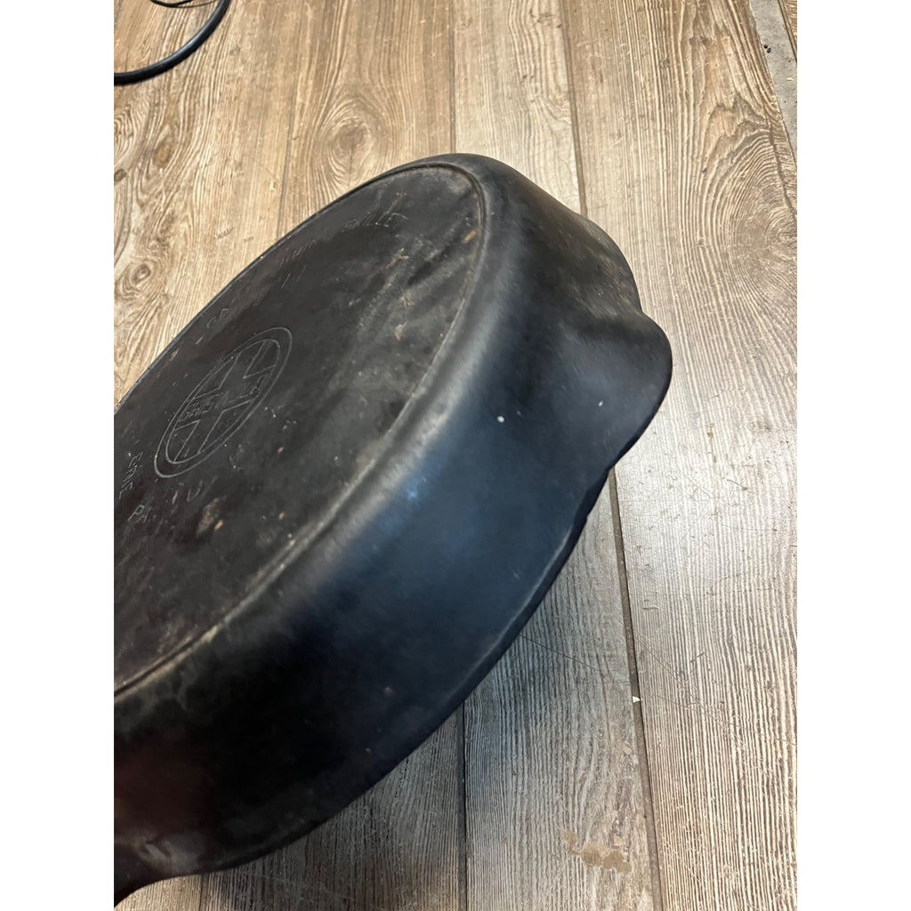 Griswold Cast Iron #14 718A Large Block Logo Skillet With Heat Ring