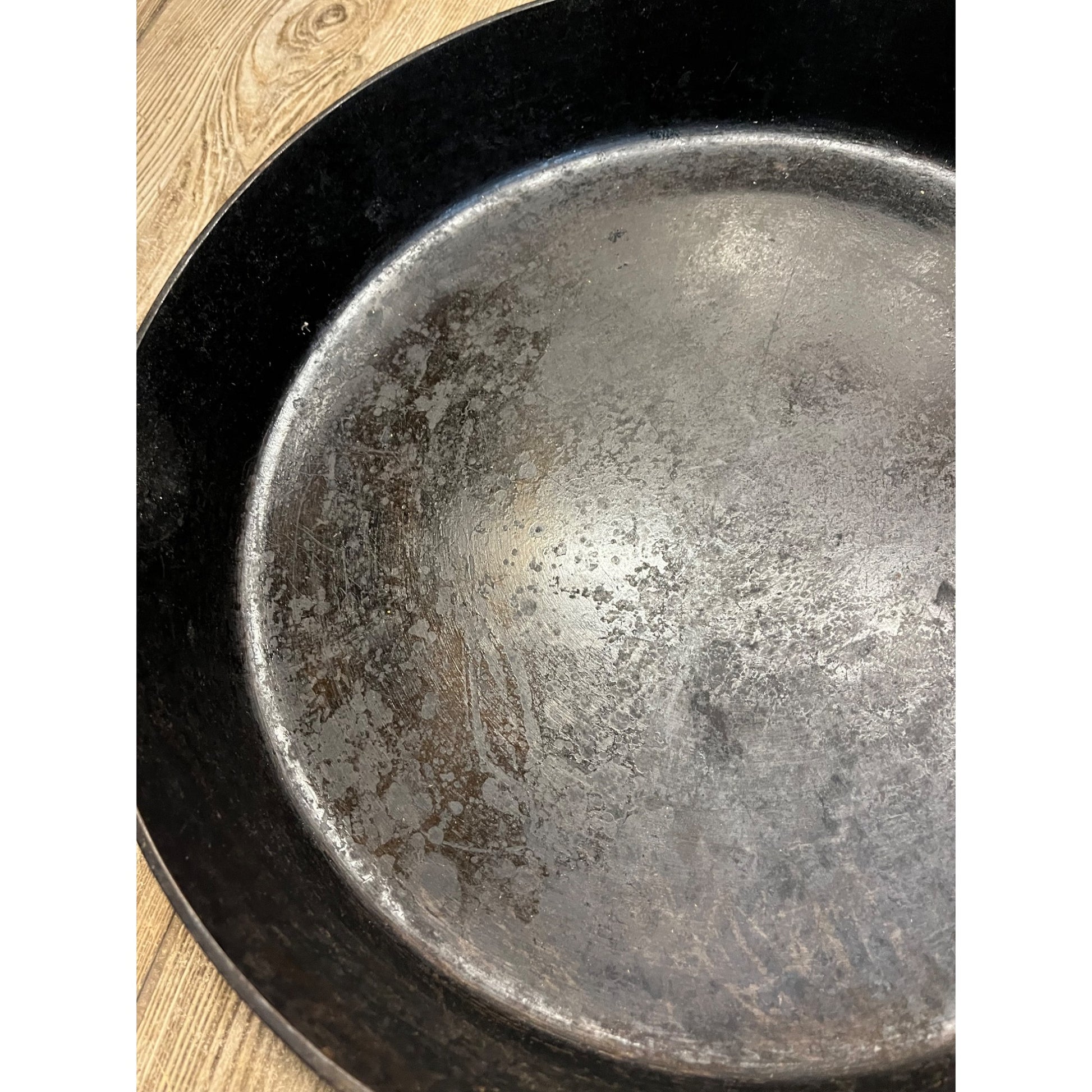 Griswold Cast Iron #14 718A Large Block Logo Skillet With Heat Ring