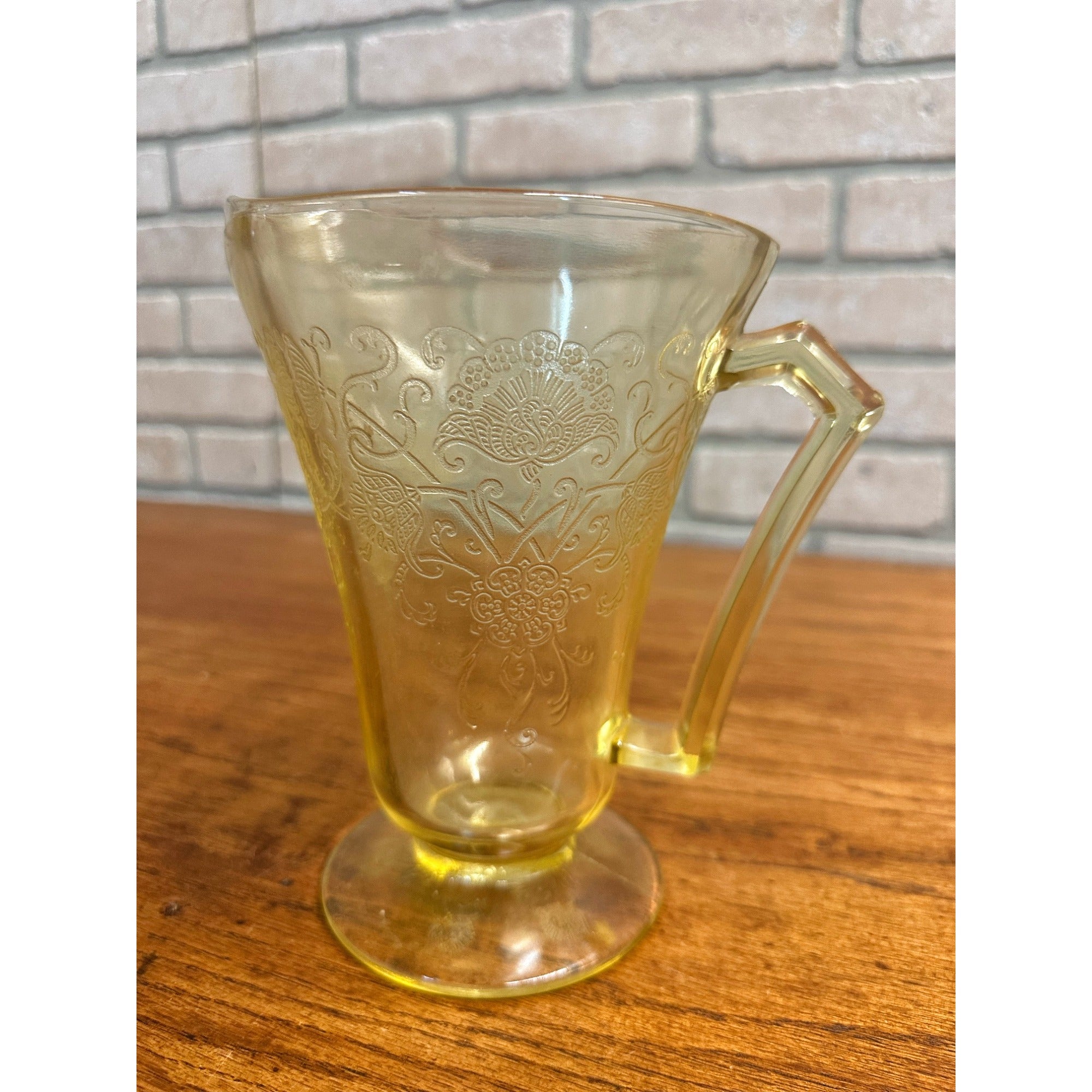 Vintage Hazel Atlas Footed Pitcher Florentine Poppy #2 Yellow Depression Glass