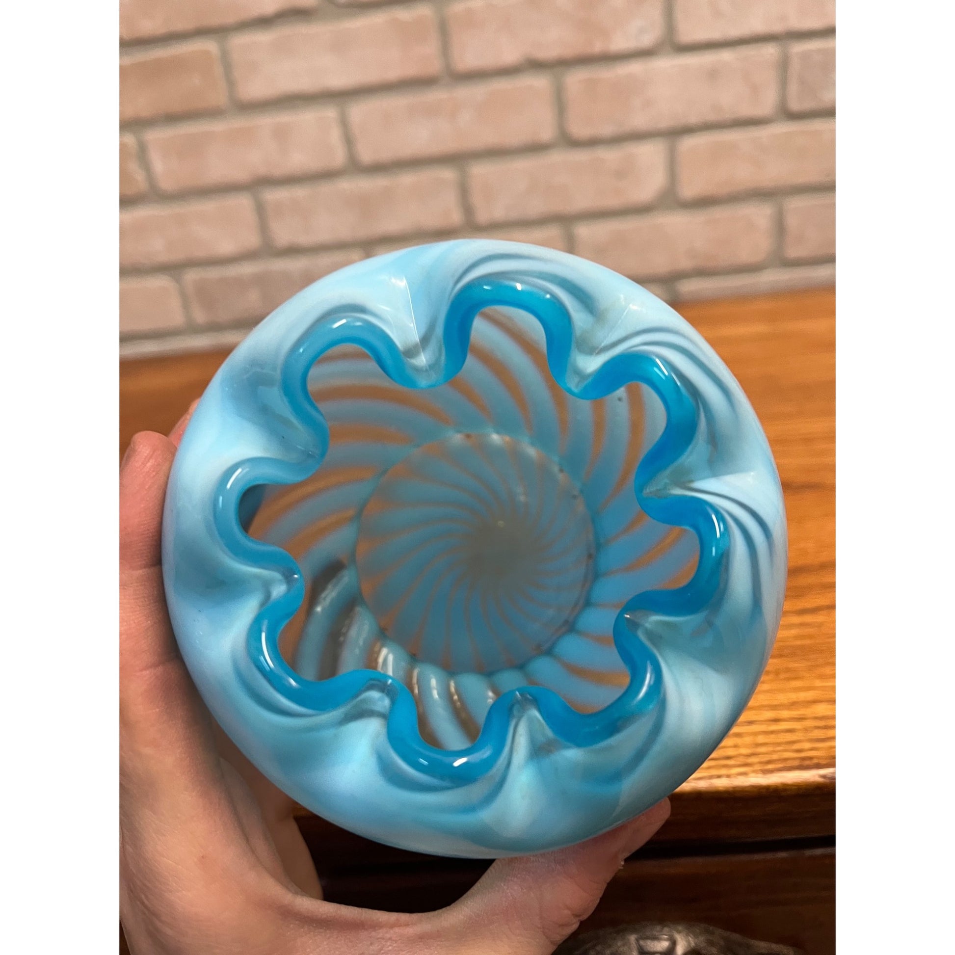 Rare Vintage Fenton Blue Opalescent Spiral Optic Rose Bowl Vase 5"