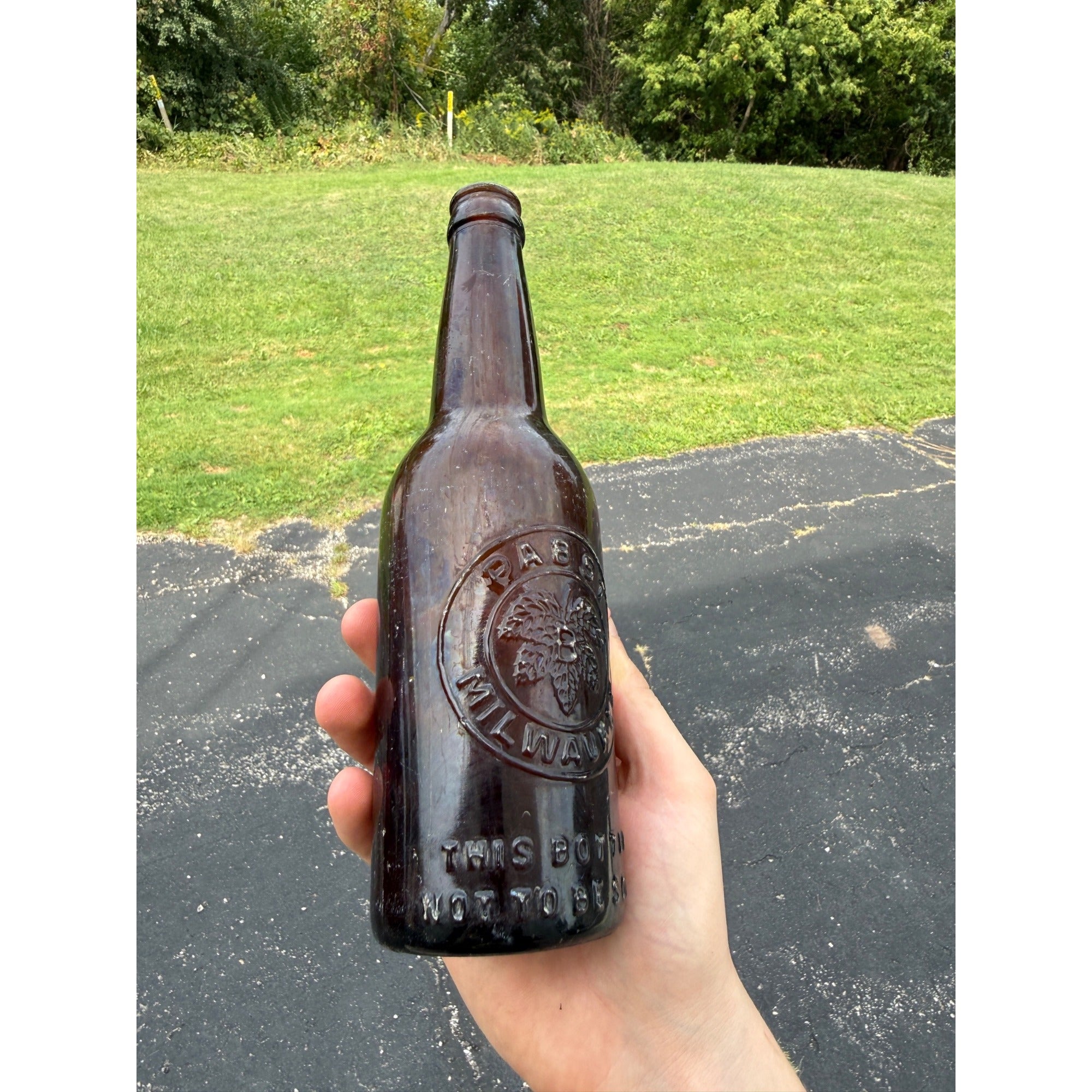 Pre Pro Pabst Leaf Amber Embossed Milwaukee Wis  Bottle