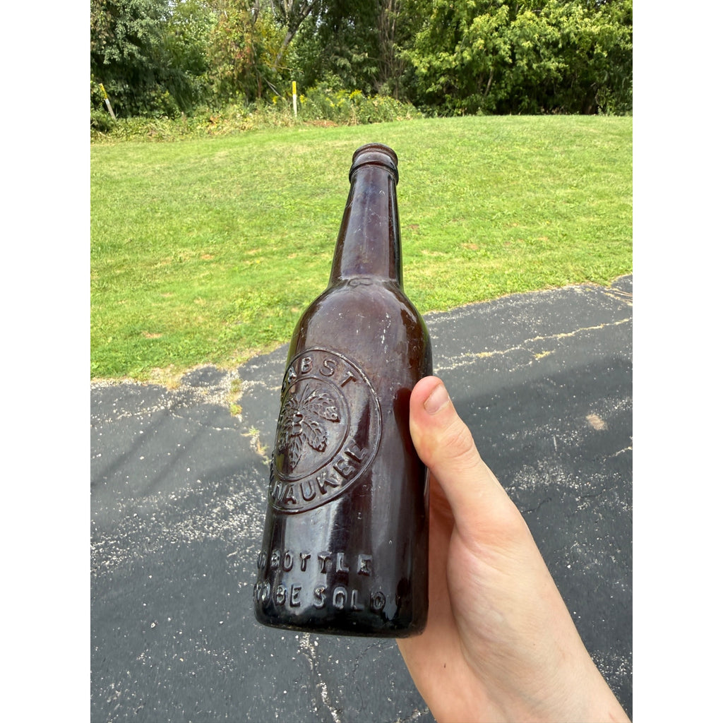 Pre Pro Pabst Leaf Amber Embossed Milwaukee Wis  Bottle