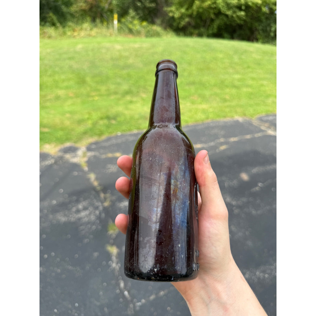 Pre Pro Pabst Leaf Amber Embossed Milwaukee Wis  Bottle