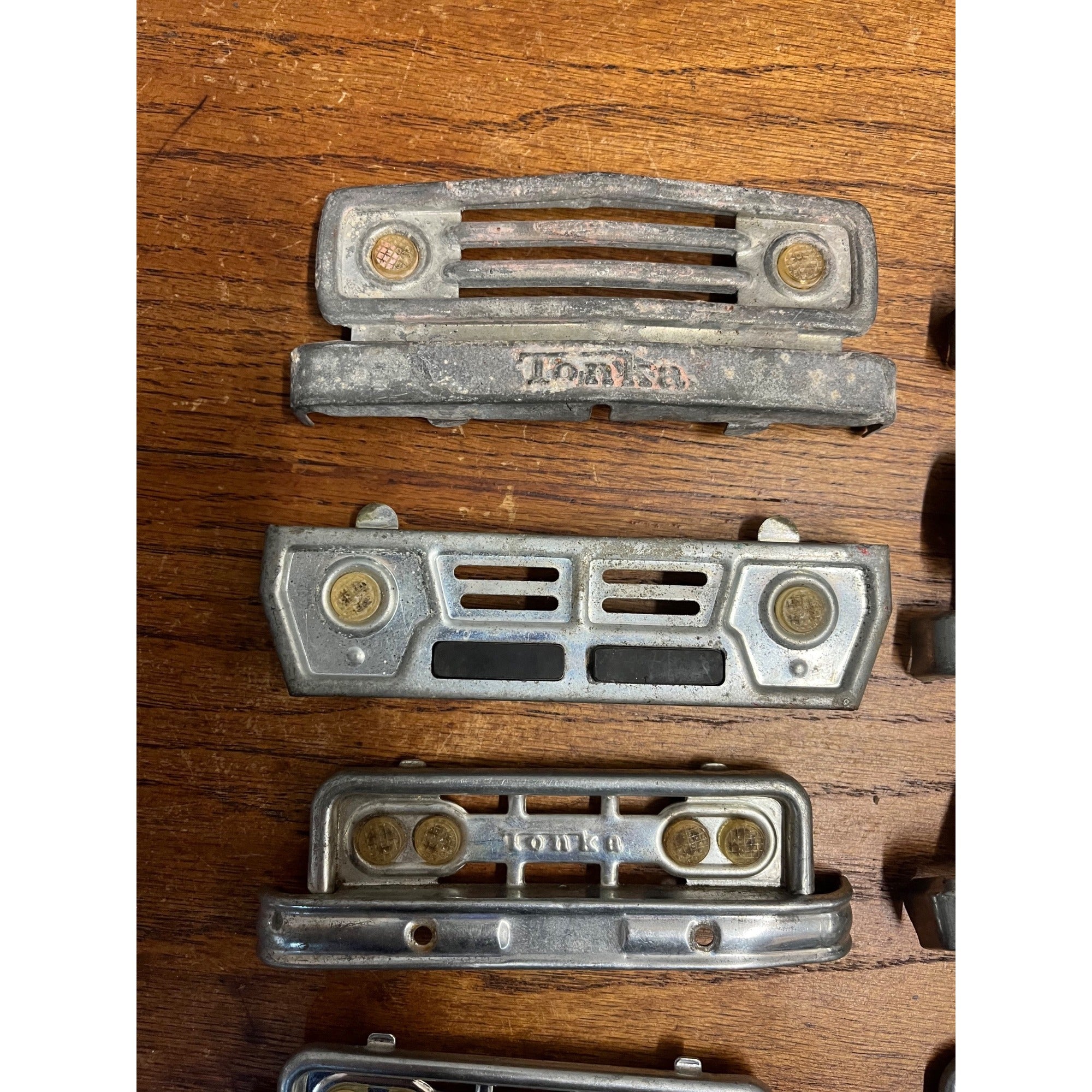 Vintage Original Tonka Front Grille Parts Headlights Truck Toys ++